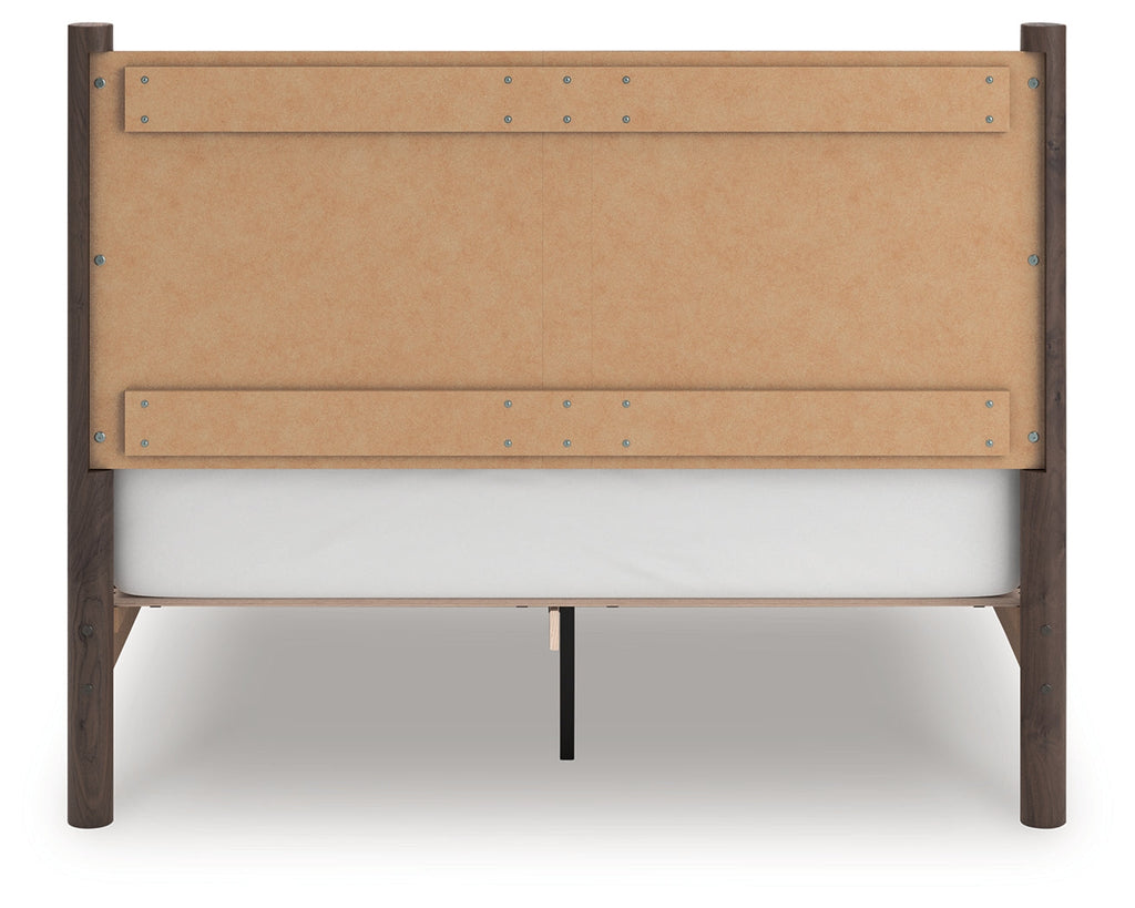 Pamytta Brown Queen Panel Platform Bed
