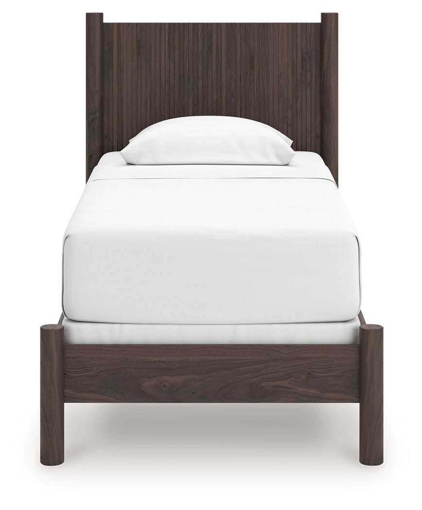 Pamytta Brown Twin Panel Bed, Dresser and Mirror