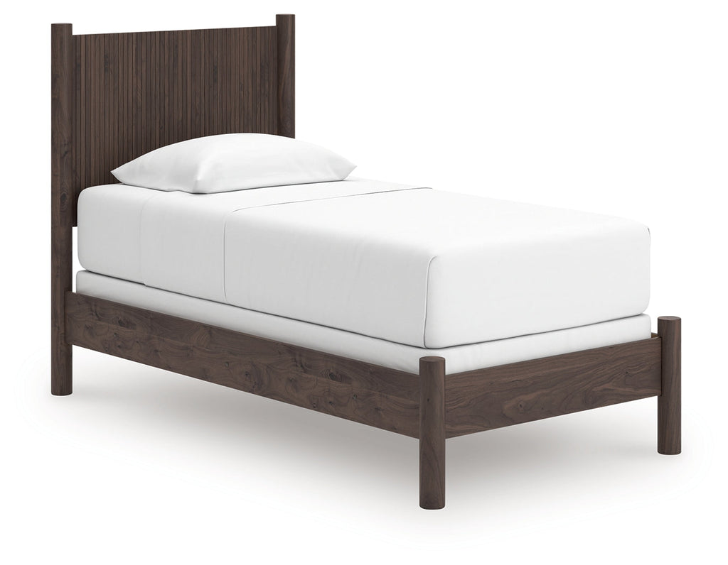 Pamytta Brown Twin Panel Bed, Dresser and Mirror