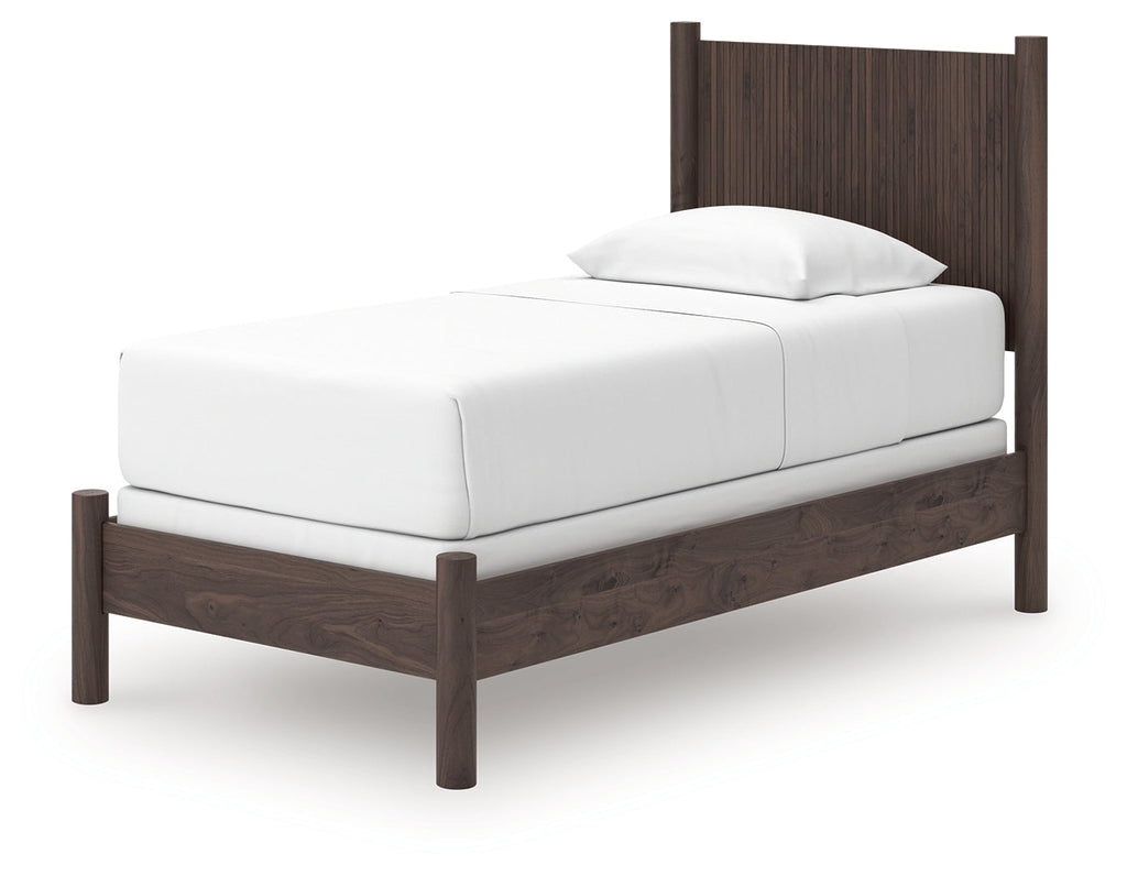 Pamytta Brown Twin Panel Bed, Dresser and Mirror