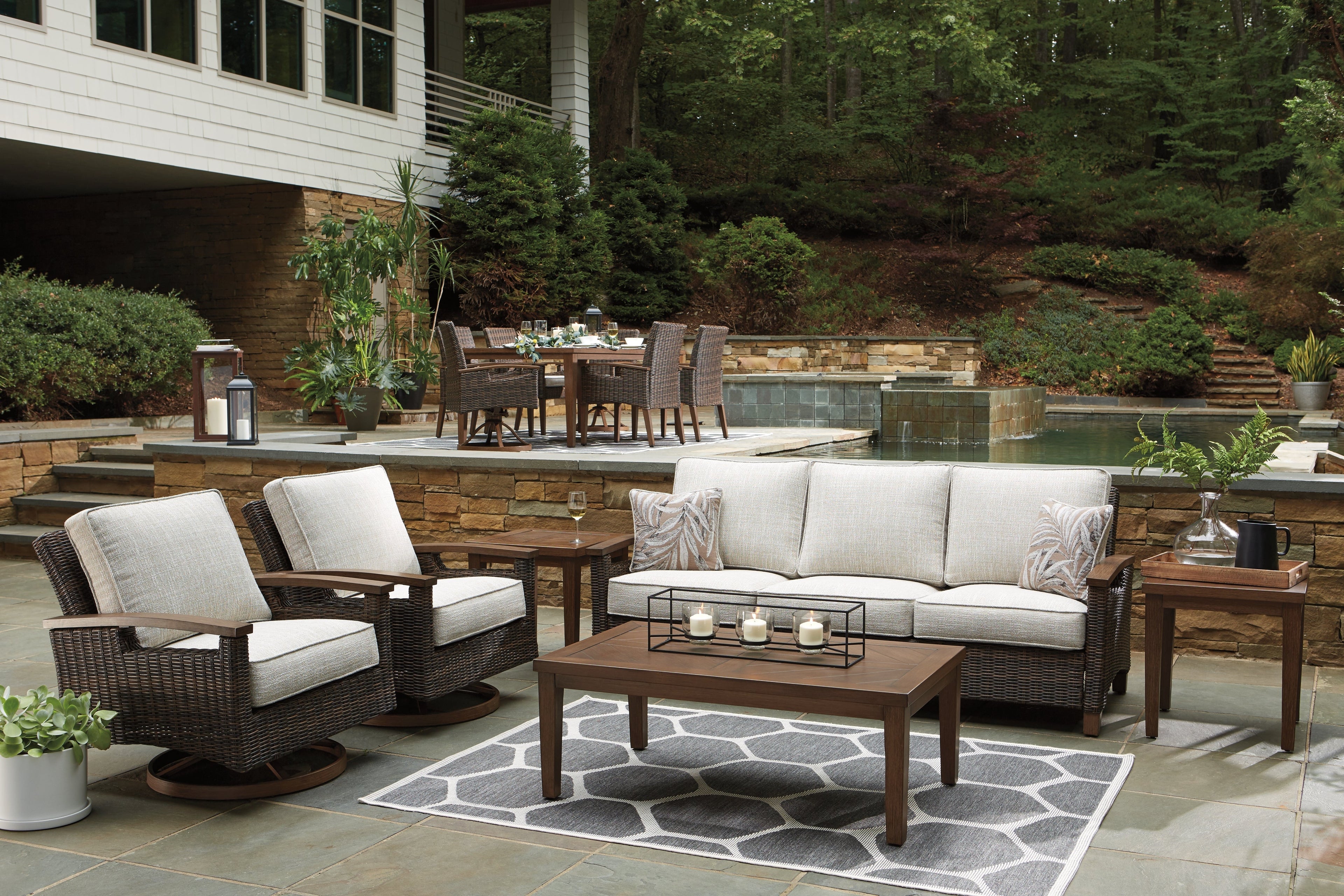 Paradise Trail Outdoor Sofa w/ Cushion