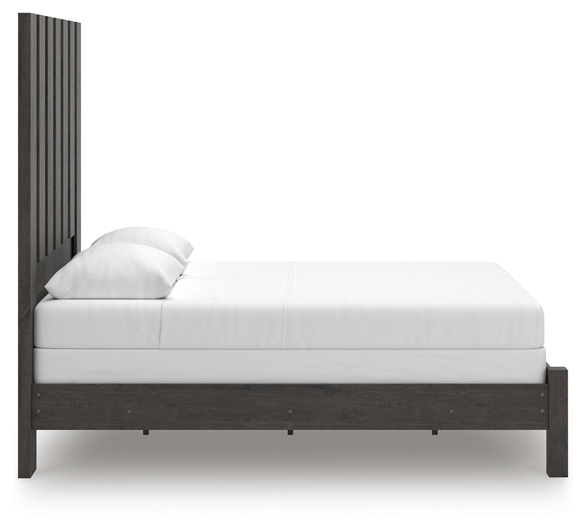 Parlayon Charcoal Queen Panel Bed