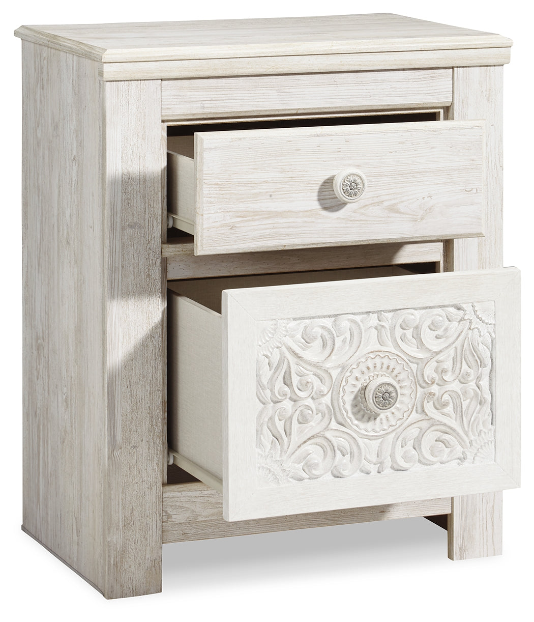 Paxberry Whitewash Queen Panel Bedroom Set
