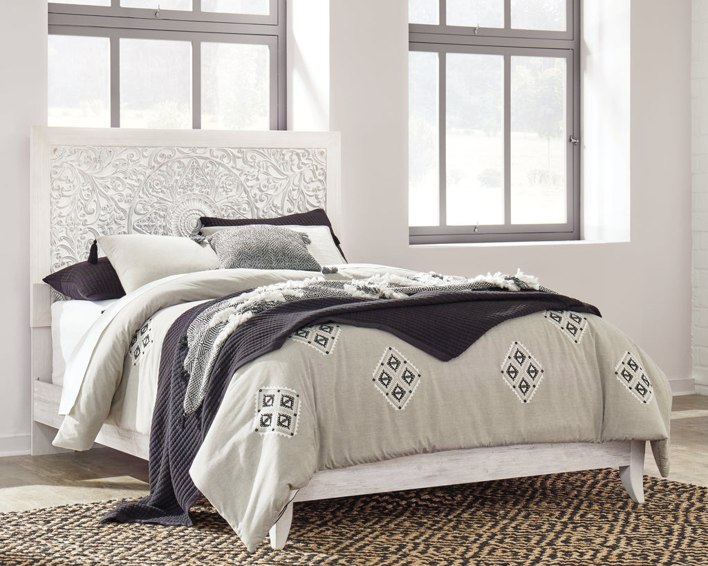 Paxberry Whitewash Queen Panel Bedroom Set