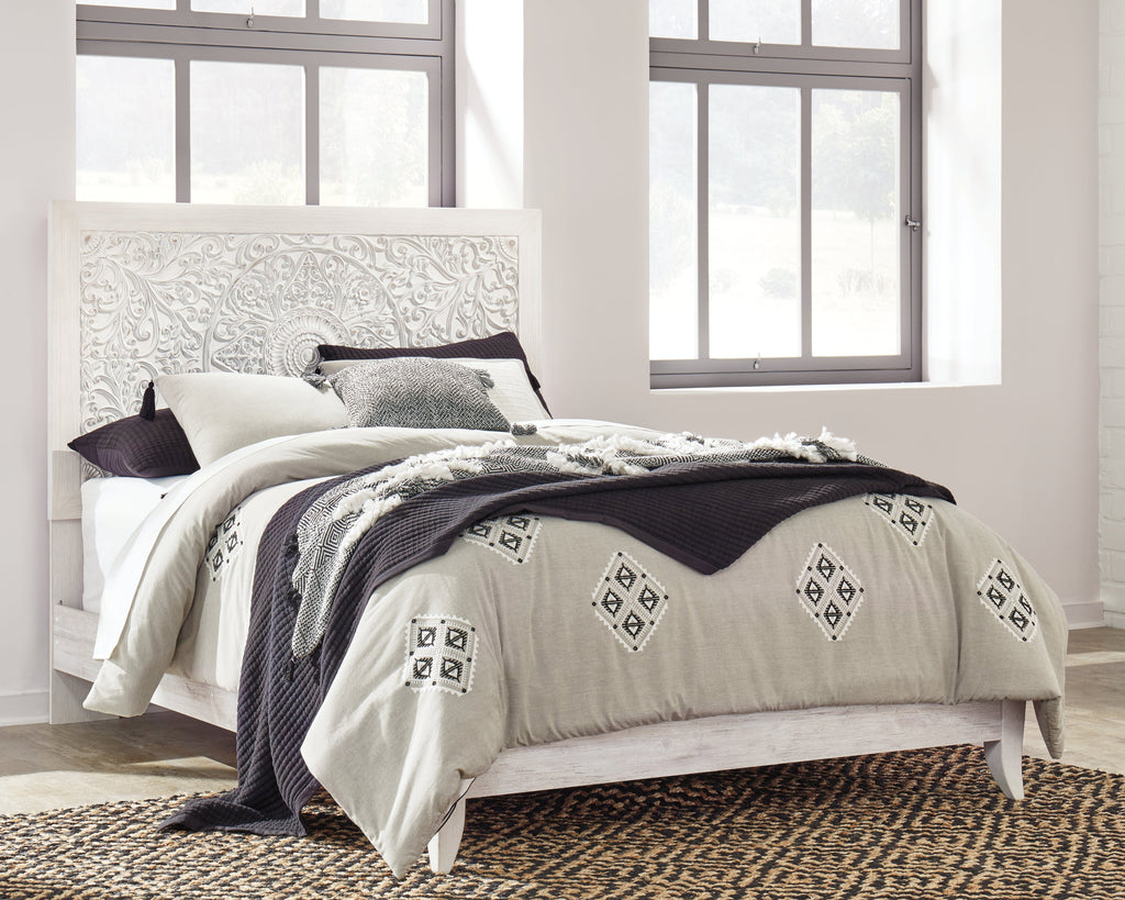 Paxberry Whitewash Queen Panel Bedroom Set