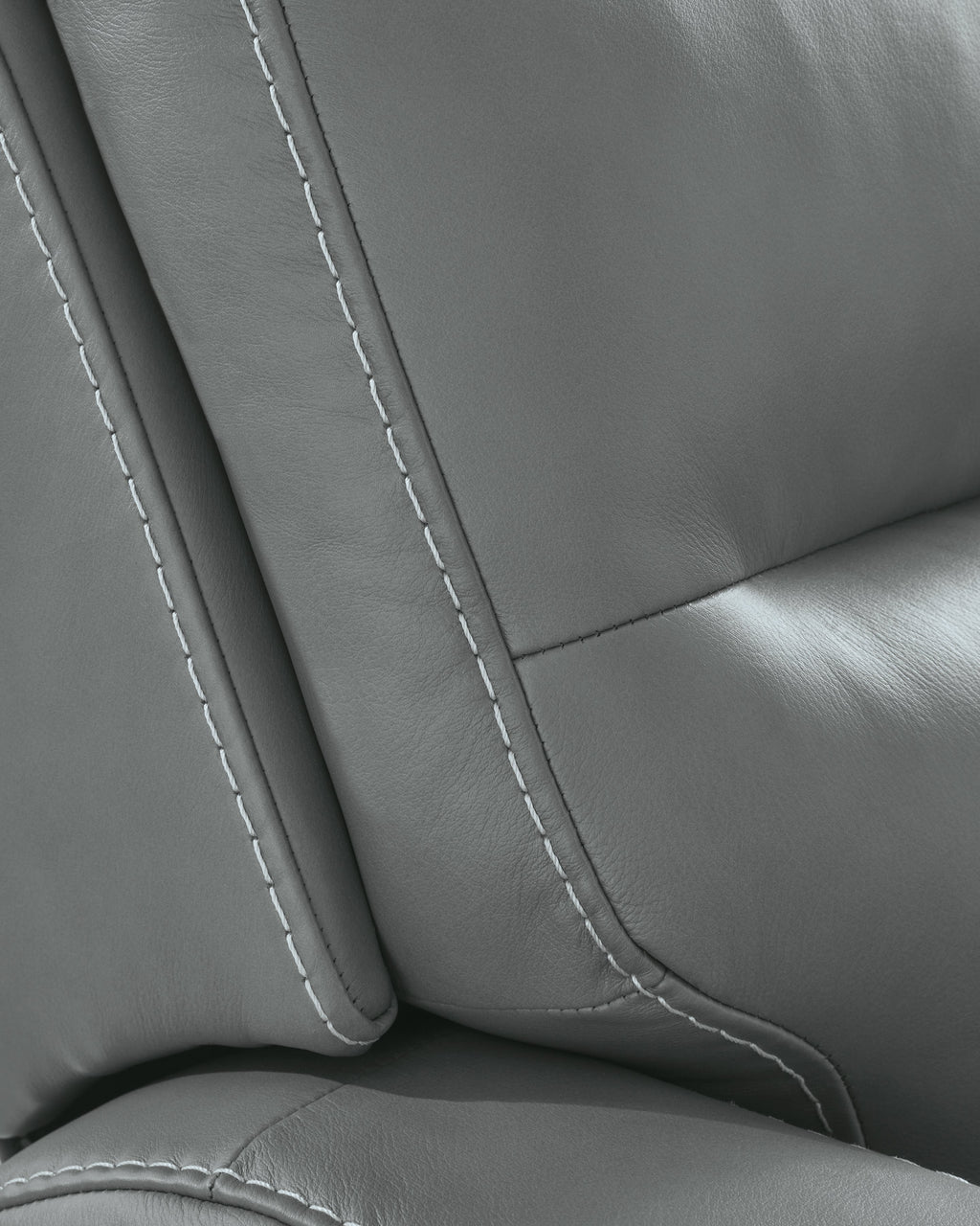 Pennacle Pier Tideon Power Recliner