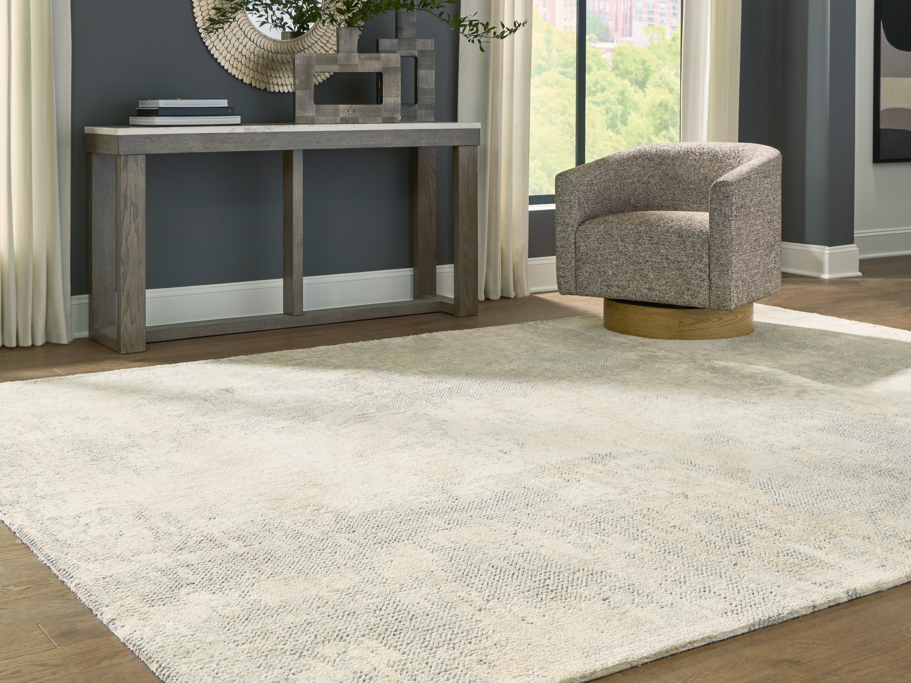 Raif Gray/White/Cream Extra Large Rug