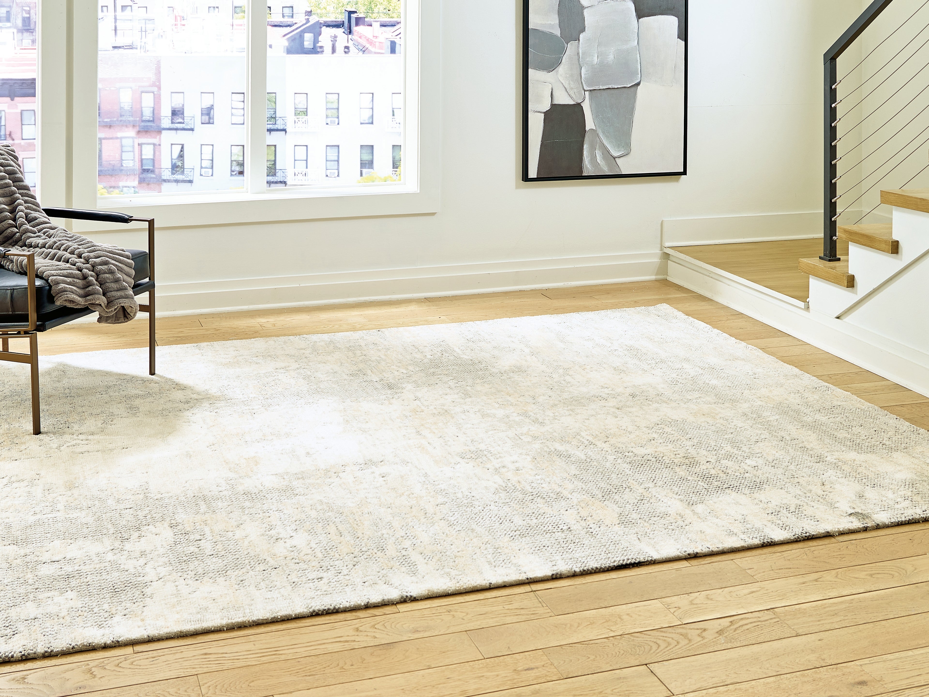 Raif Gray/White/Cream Large Rug