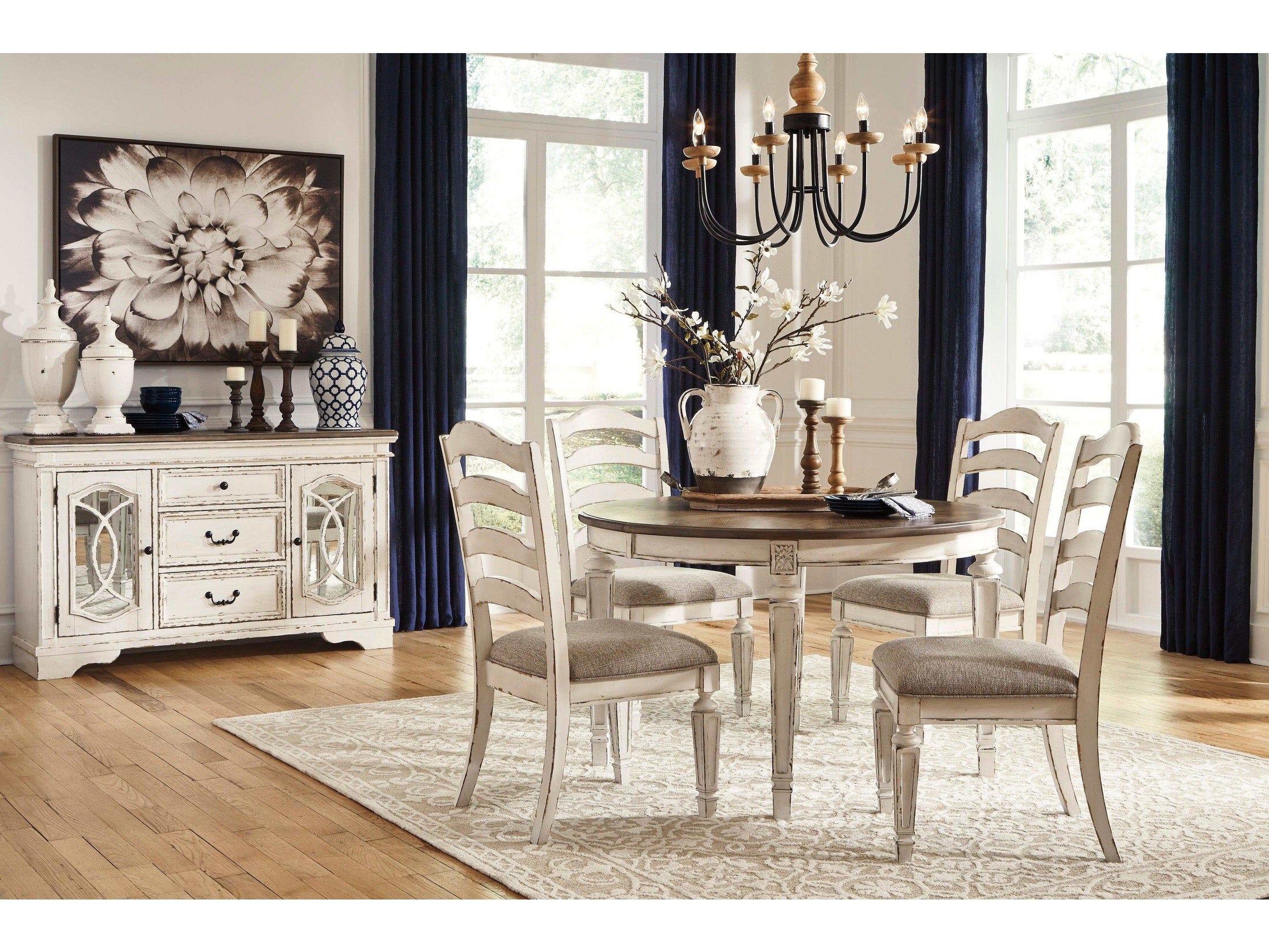 Realyn Chipped White Dining Chair (Set of 2)