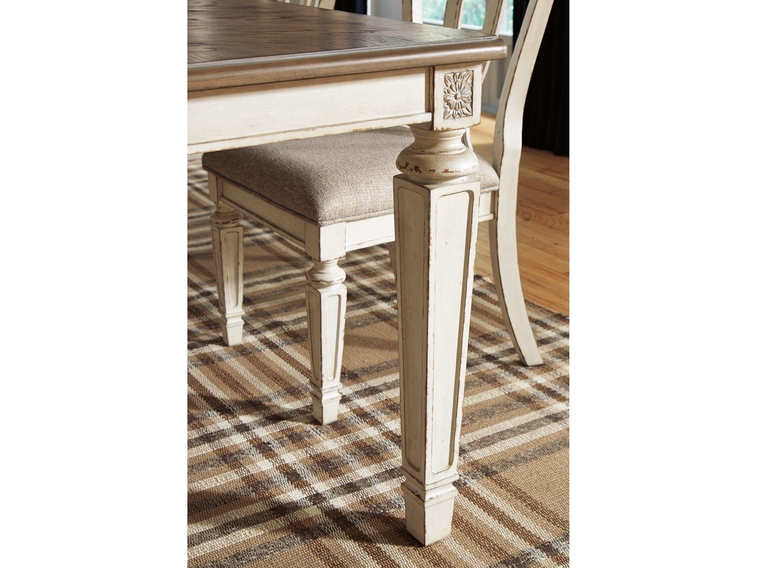 Realyn Chipped White Dining Room Set / 5pc