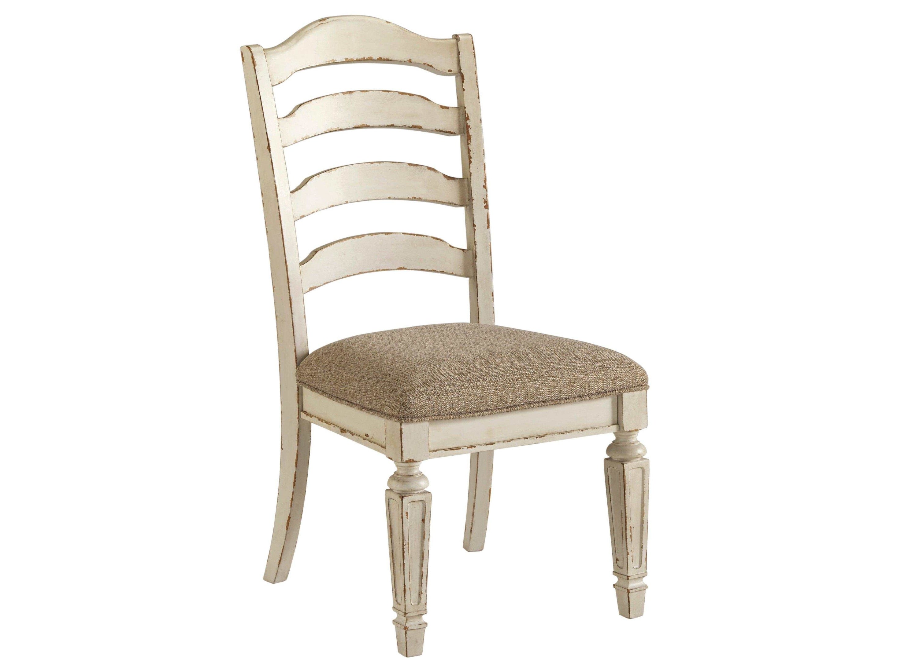 Realyn Chipped White Dining Room Set / 5pc