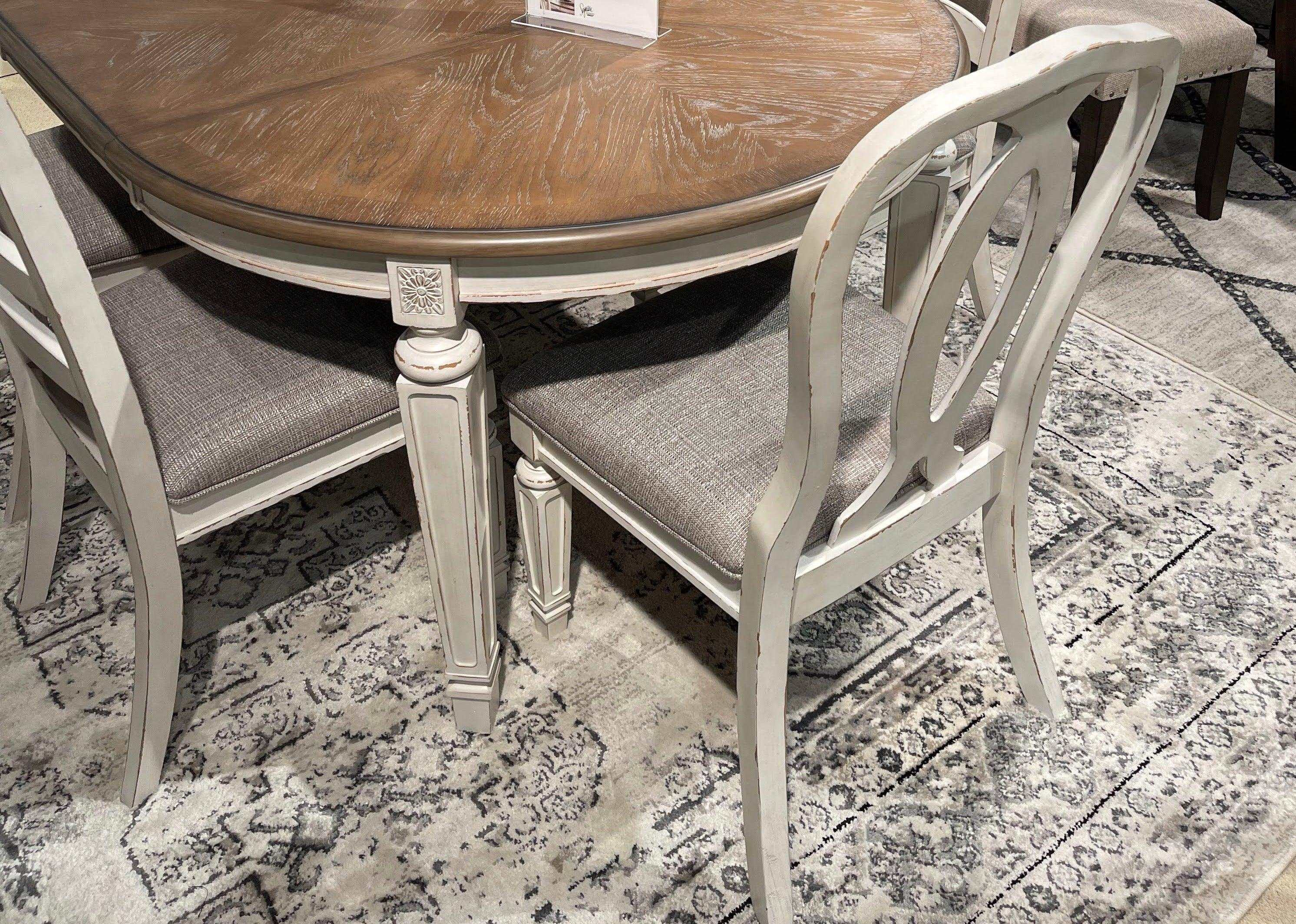 Realyn Chipped White Oval Dining Room Set / 7pc with Ribbon-Back