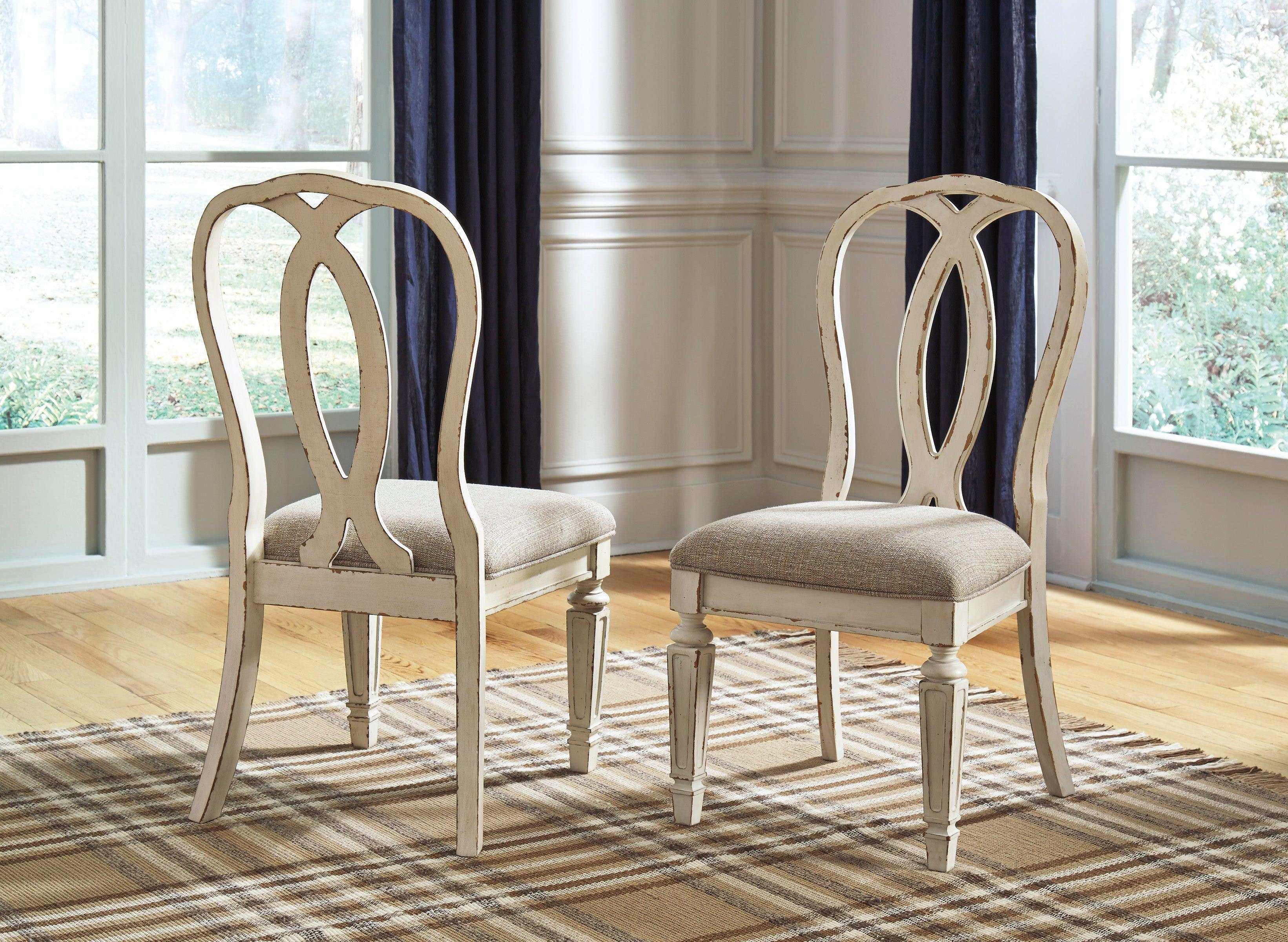 Realyn Chipped White Oval Dining Room Set / 7pc with Ribbon-Back