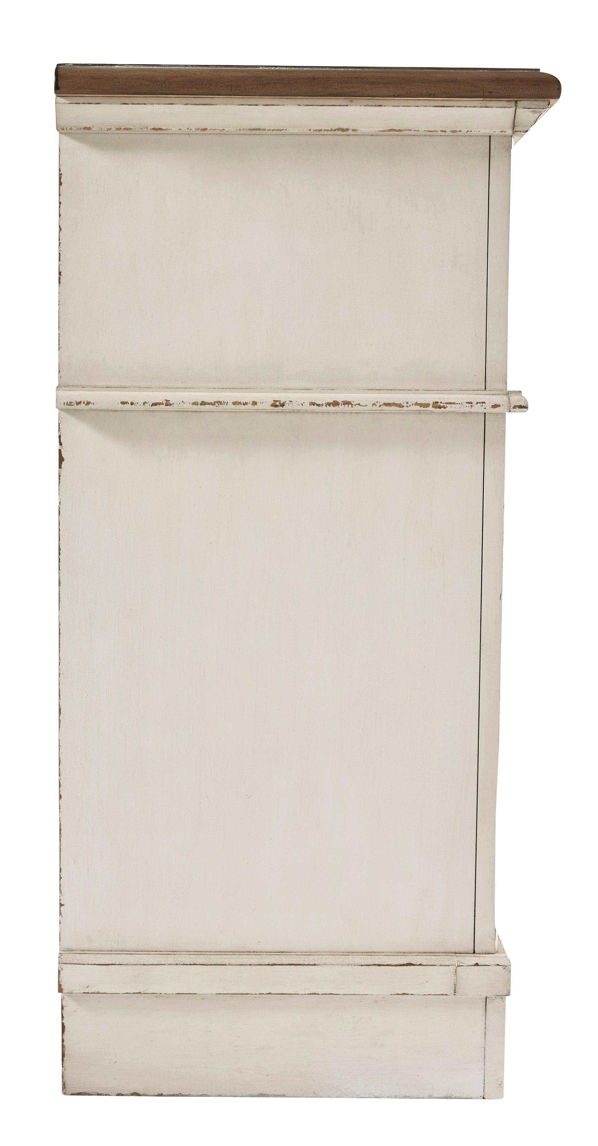 Realyn Mirrored Dresser w/ 6 Drawers