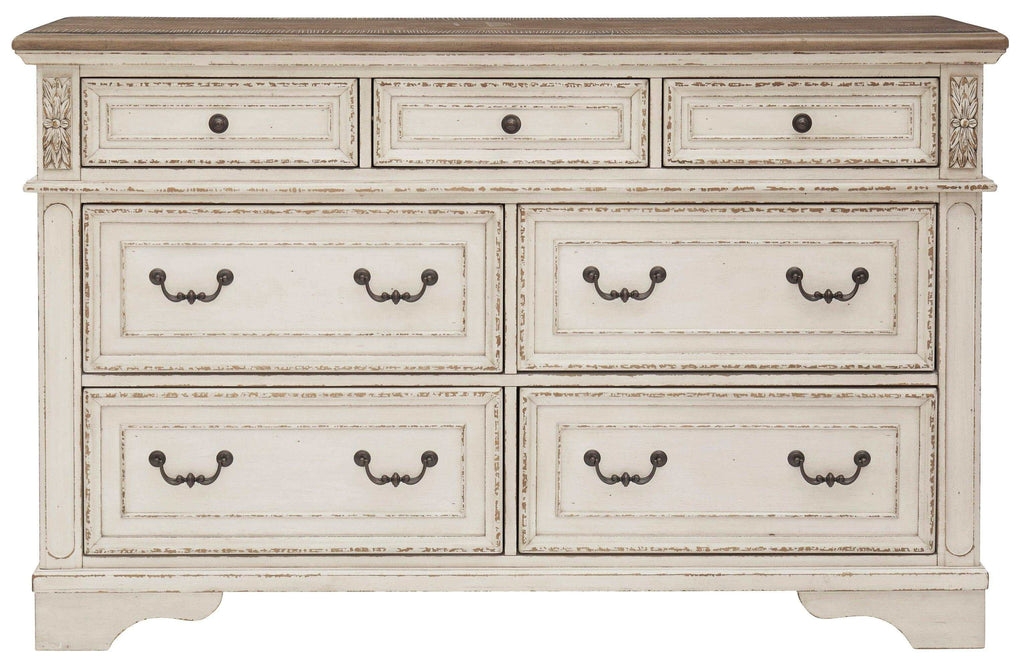 Realyn Mirrored Dresser w/ 7 Drawer