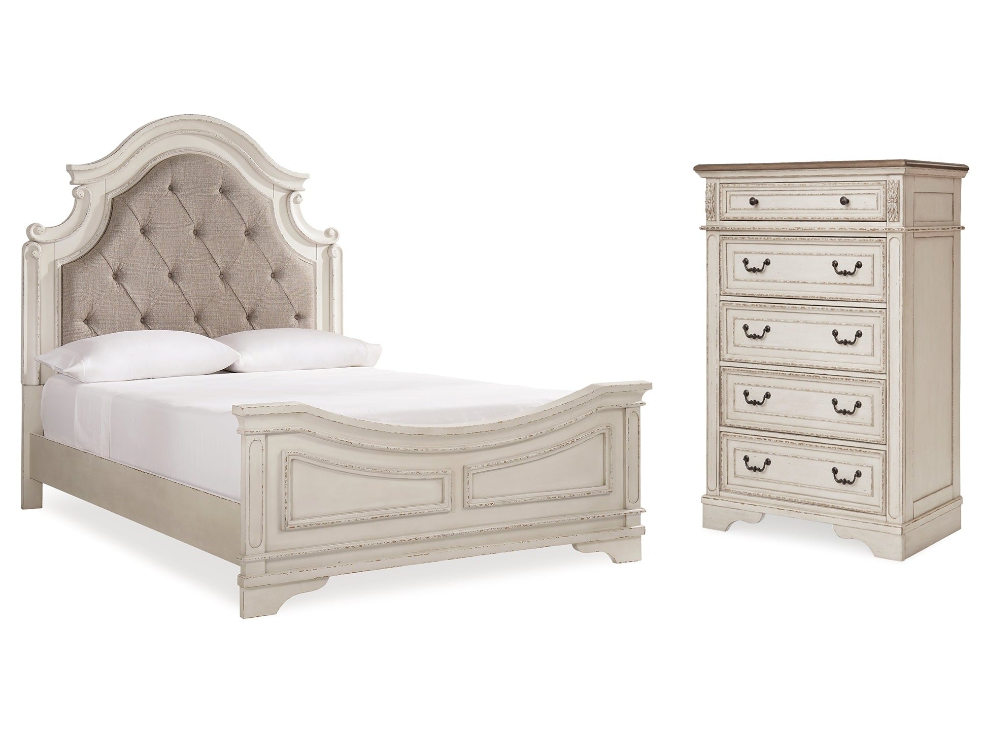 Realyn Queen Upholstered Panel Bedroom Set with Chest