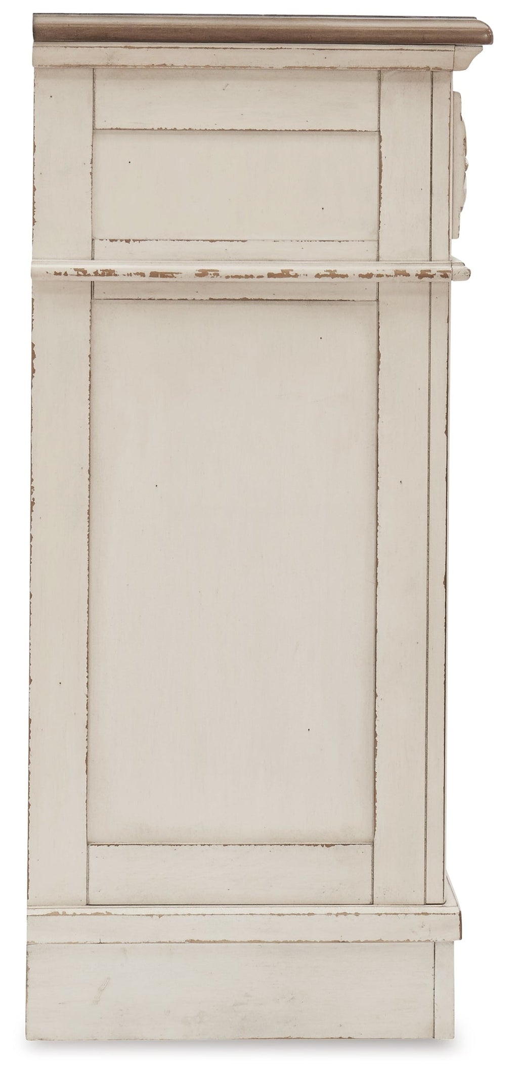 Realyn Two-tone Full Panel Bedroom Set with Dresser and Chest