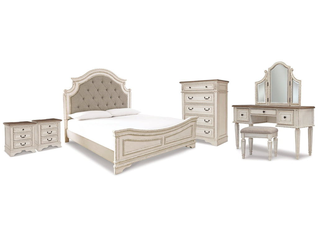 Realyn King Panel Bedroom Set, Two-Tone