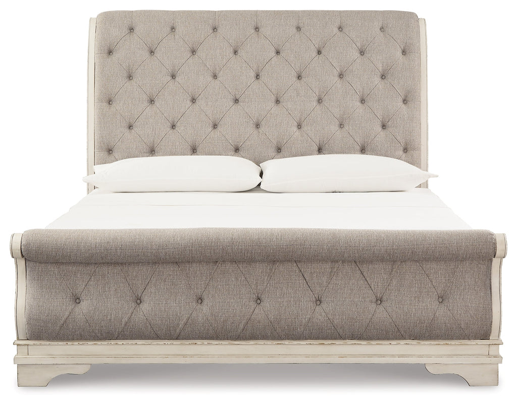 Realyn King Upholstered Sleigh Bedroom Set, Two-Tone
