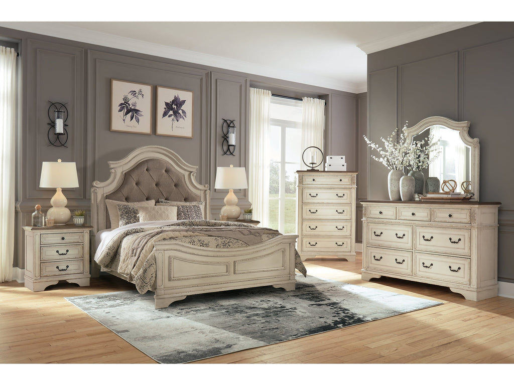 Realyn Queen Upholstered Panel Bedroom Set, Two-Tone