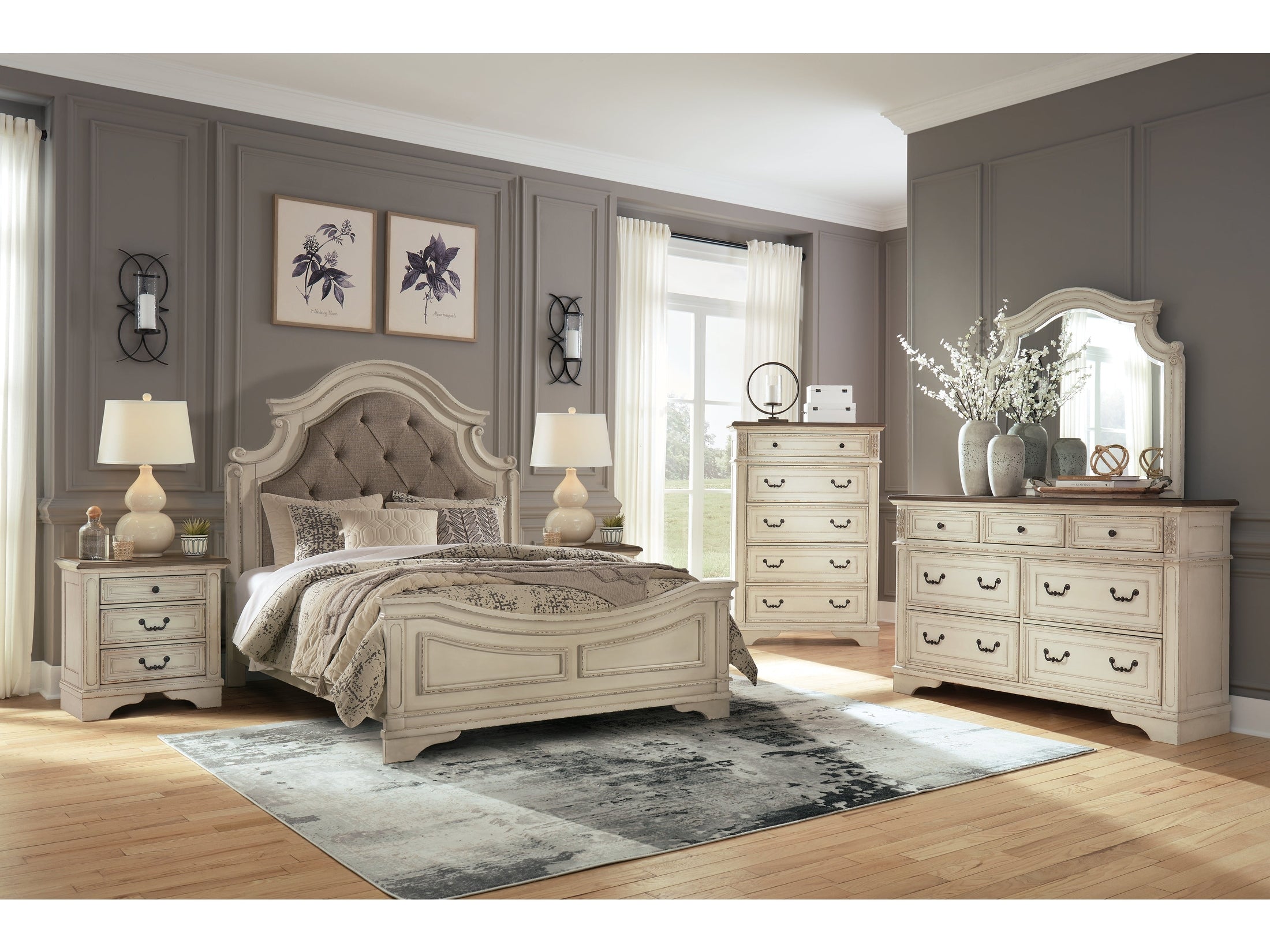 Realyn Queen Upholstered Panel Bedroom Set, Two-Tone
