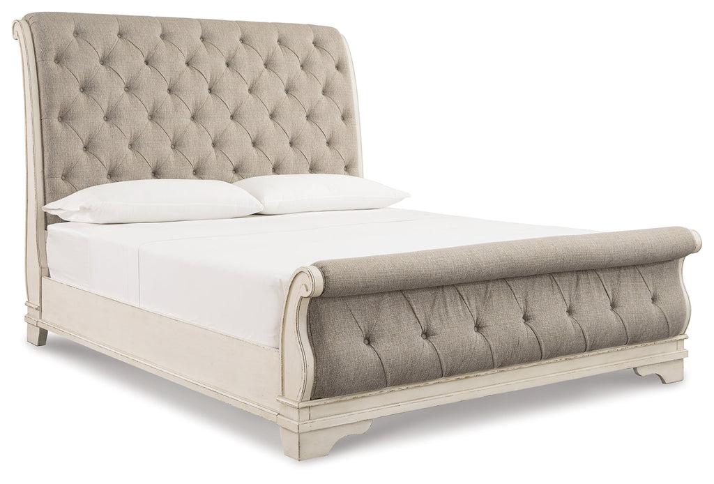 Realyn Two-tone Queen Upholstered Sleigh Bedroom Set with Chest