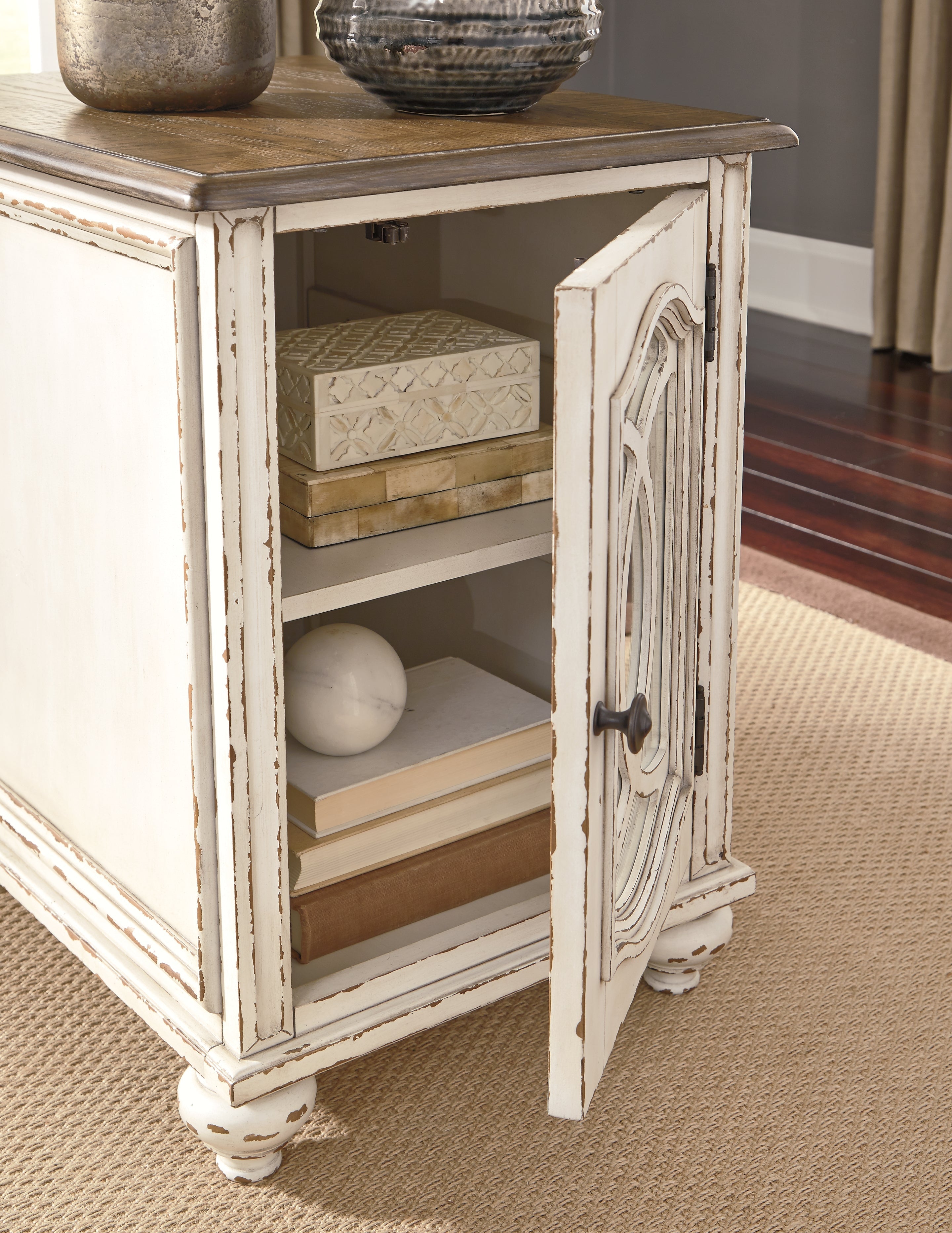 Realyn White Coffee Table and 2 End Tables
