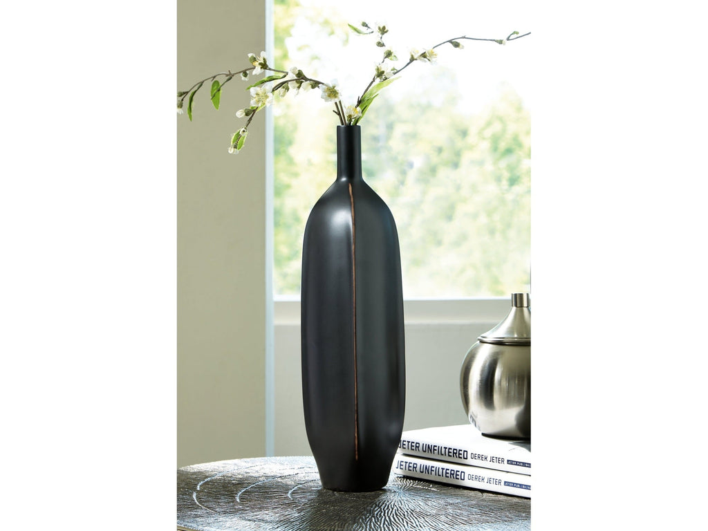 Rhaveney Black Vase (15.75"H) (Set of 3)