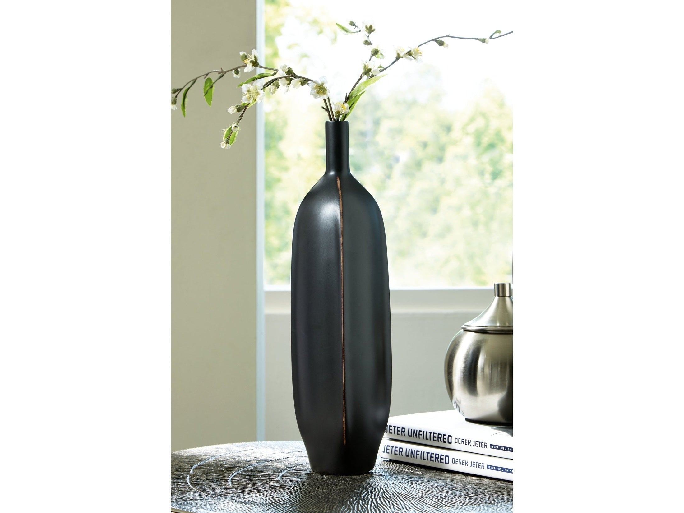 Rhaveney Black Vase (15.75"H) (Set of 3)