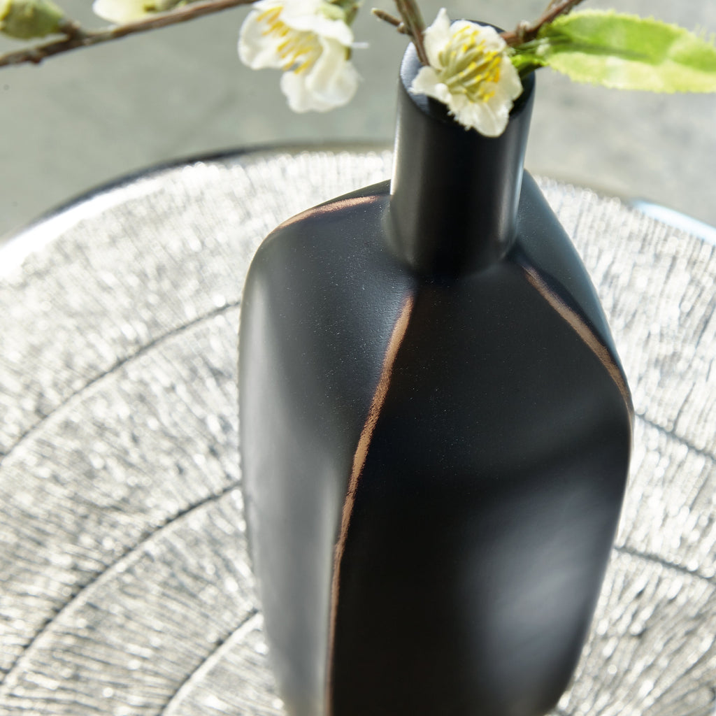 Rhaveney Black Vase (15.75"H) (Set of 3)