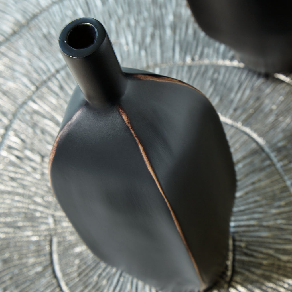 Rhaveney Black Vase (9.45" H) (Set of 3)