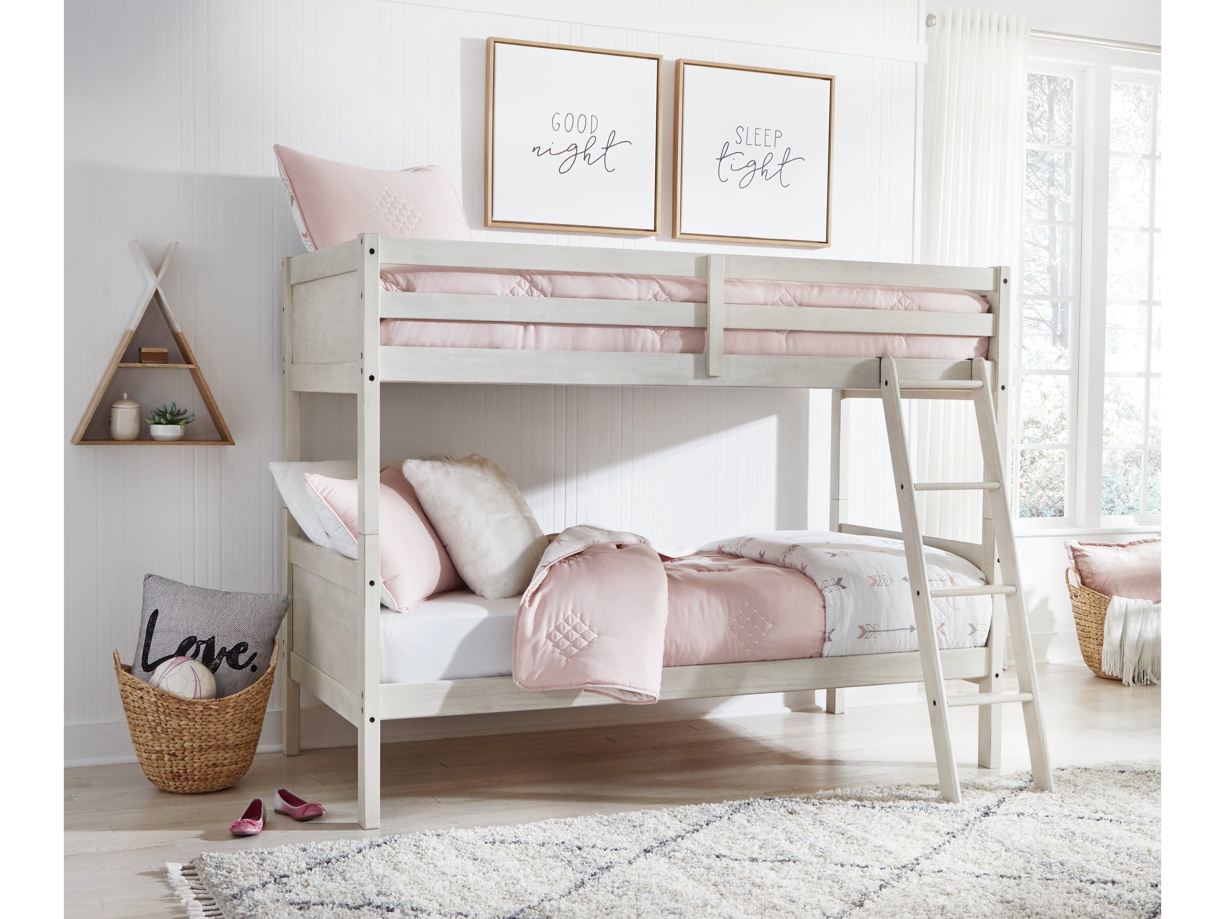 Robbinsdale Antique White Bunk Bedroom Set with Mattresses