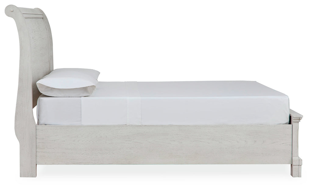 Robbinsdale Full Sleigh Storage Bed, Chest and Nightstand, Antique White