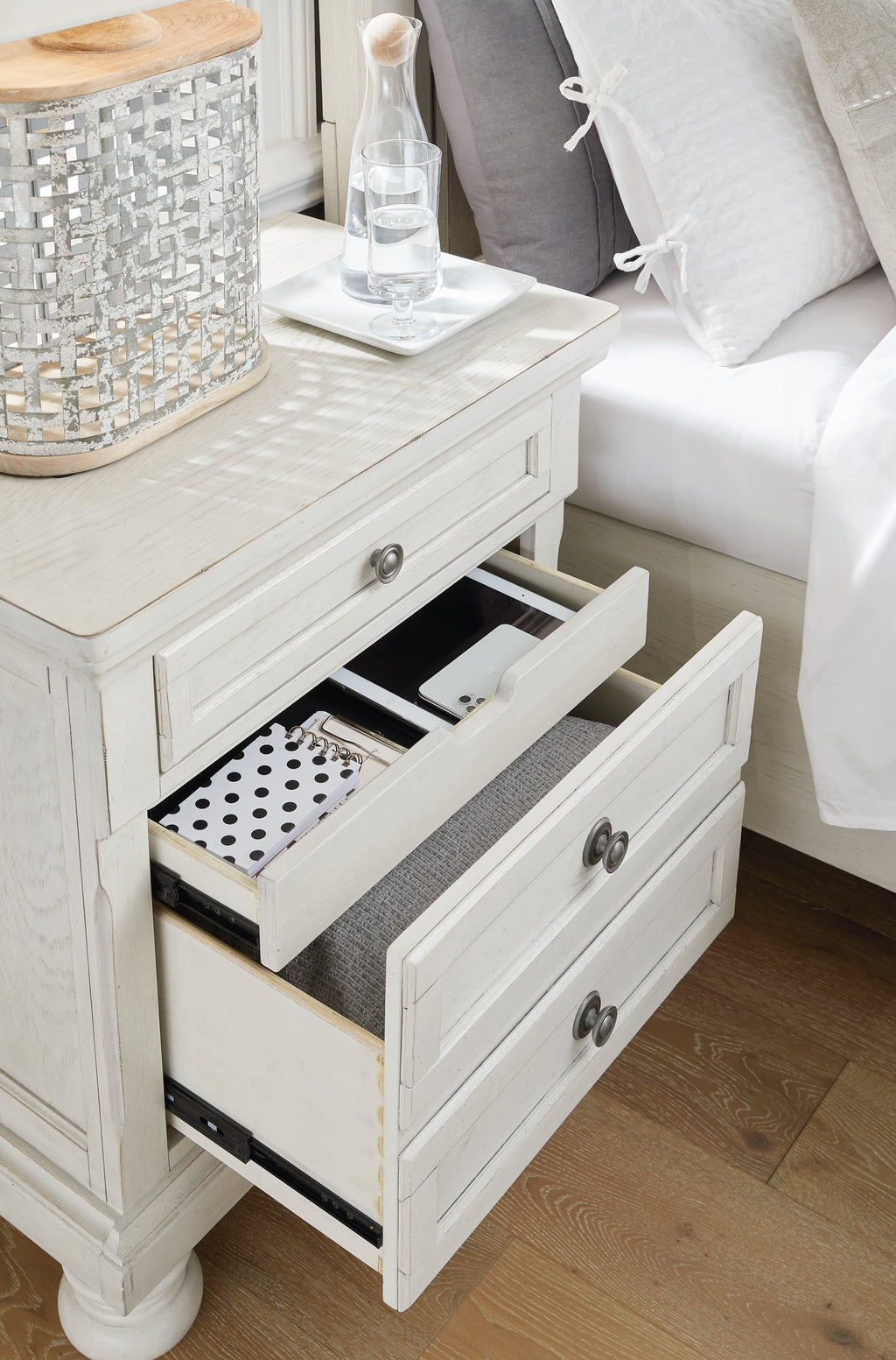 Robbinsdale Full Sleigh Storage Bed, Chest and Nightstand, Antique White