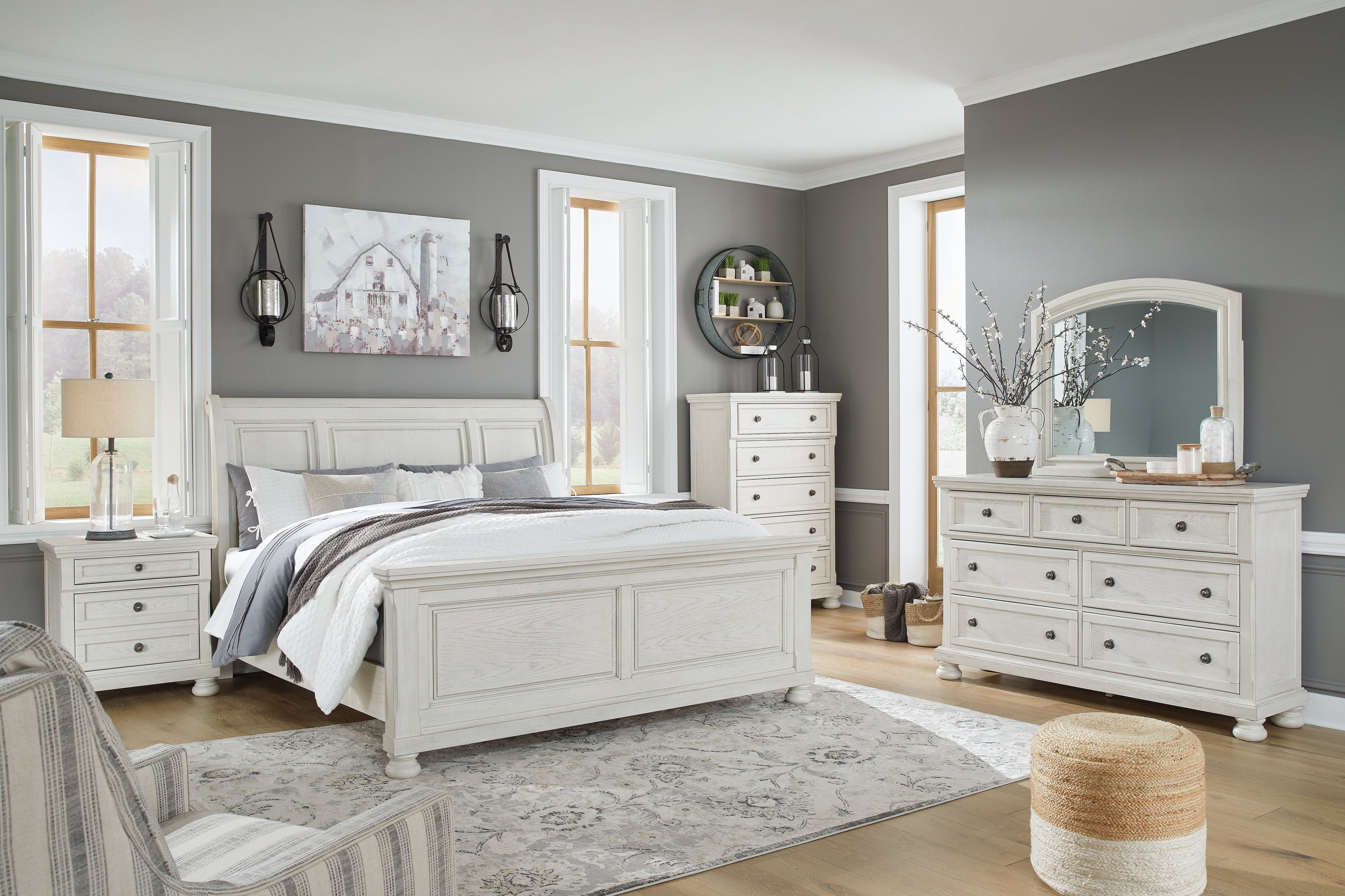 Robbinsdale King Sleigh Bedroom Set, Antique White