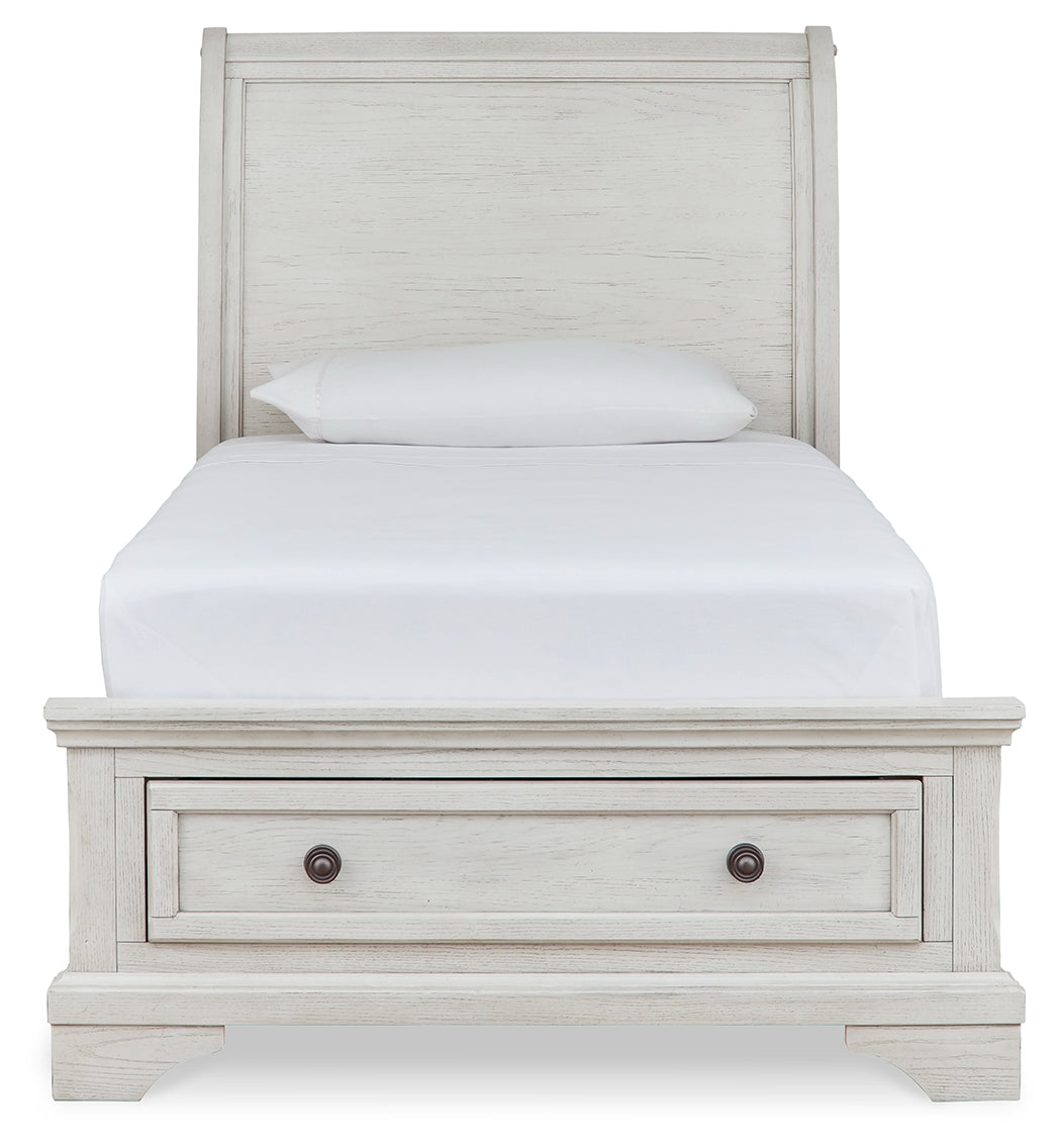 Robbinsdale Twin Storage Bedroom Set, Antique White