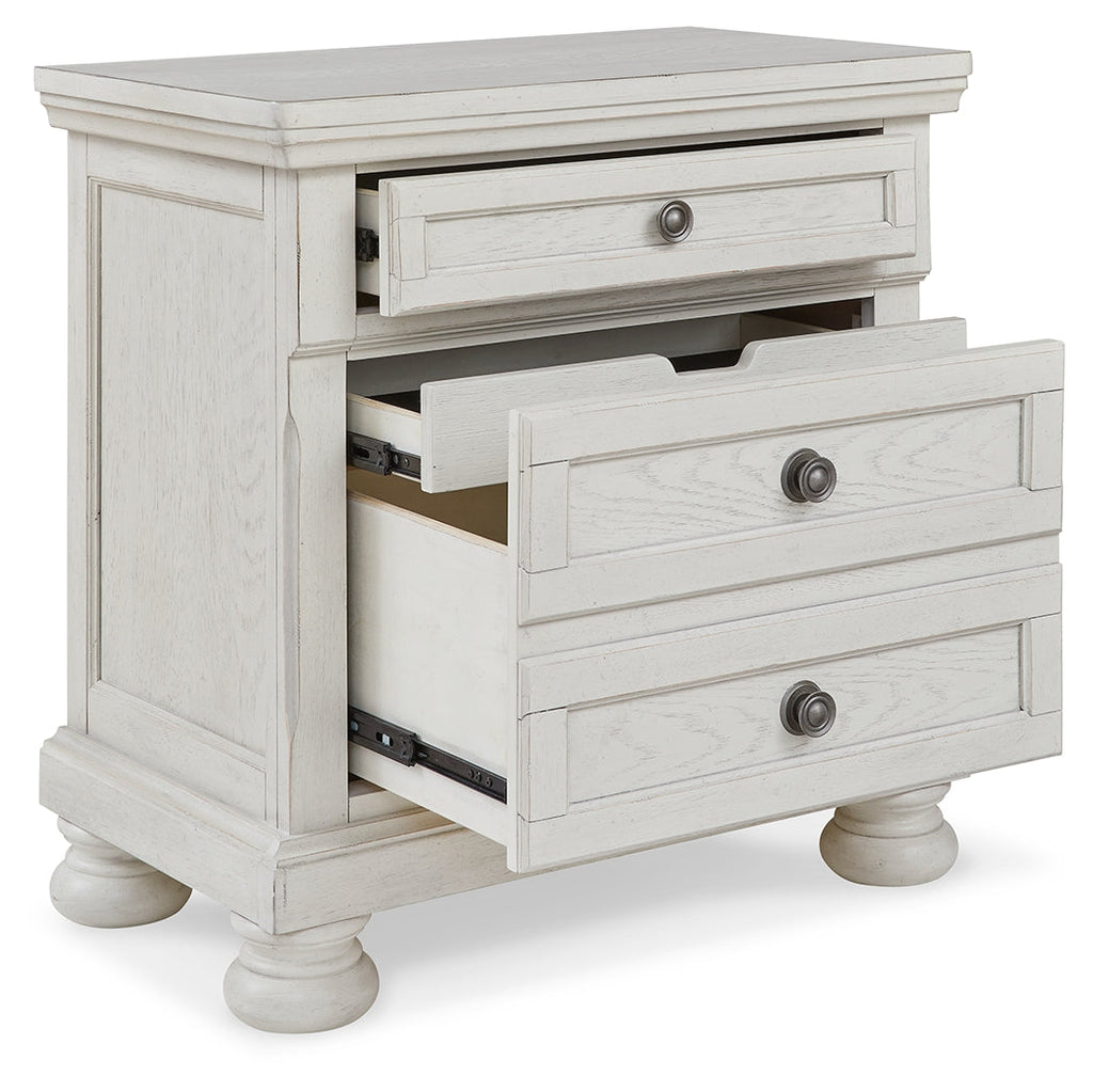 Robbinsdale Queen Storage Bedroom Set, White