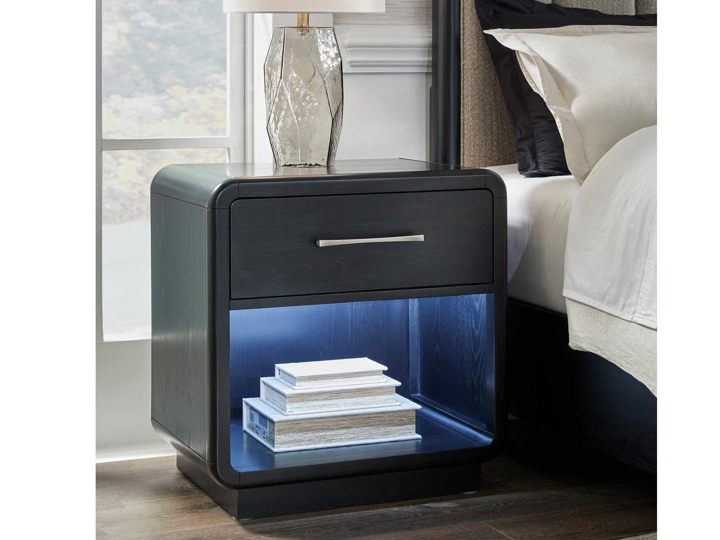 Rowanbeck Black Nightstand