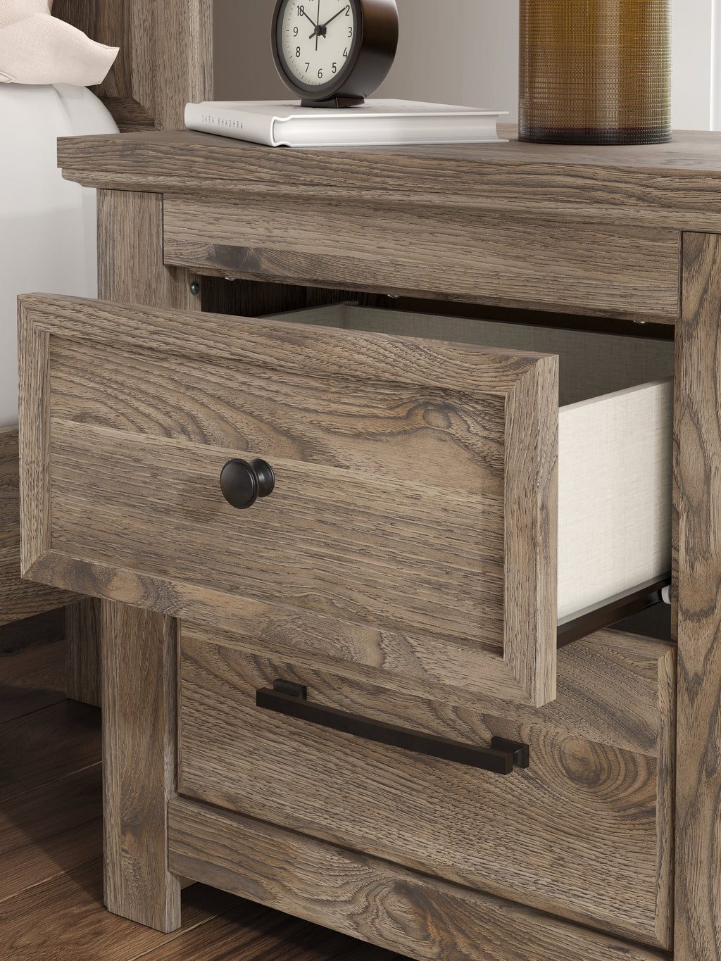 Rusticott King Poster Bed, Dresser, Mirror and Nightstand, Brown