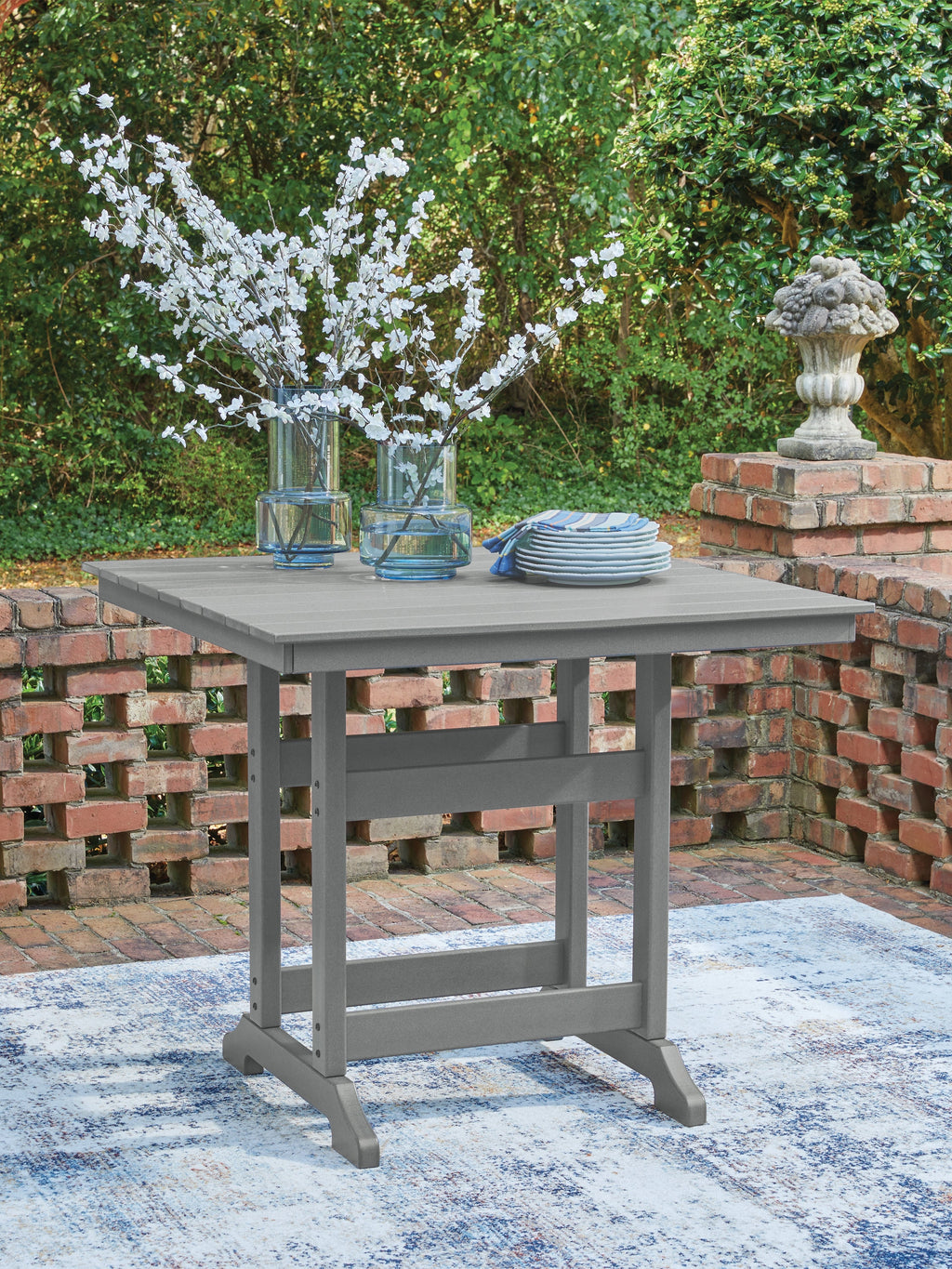 Sanctuary Beach Dark Gray Square Counter TBL w/UMB OPT
