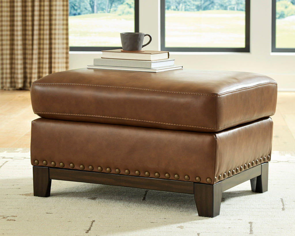 Saonara Amber Ottoman