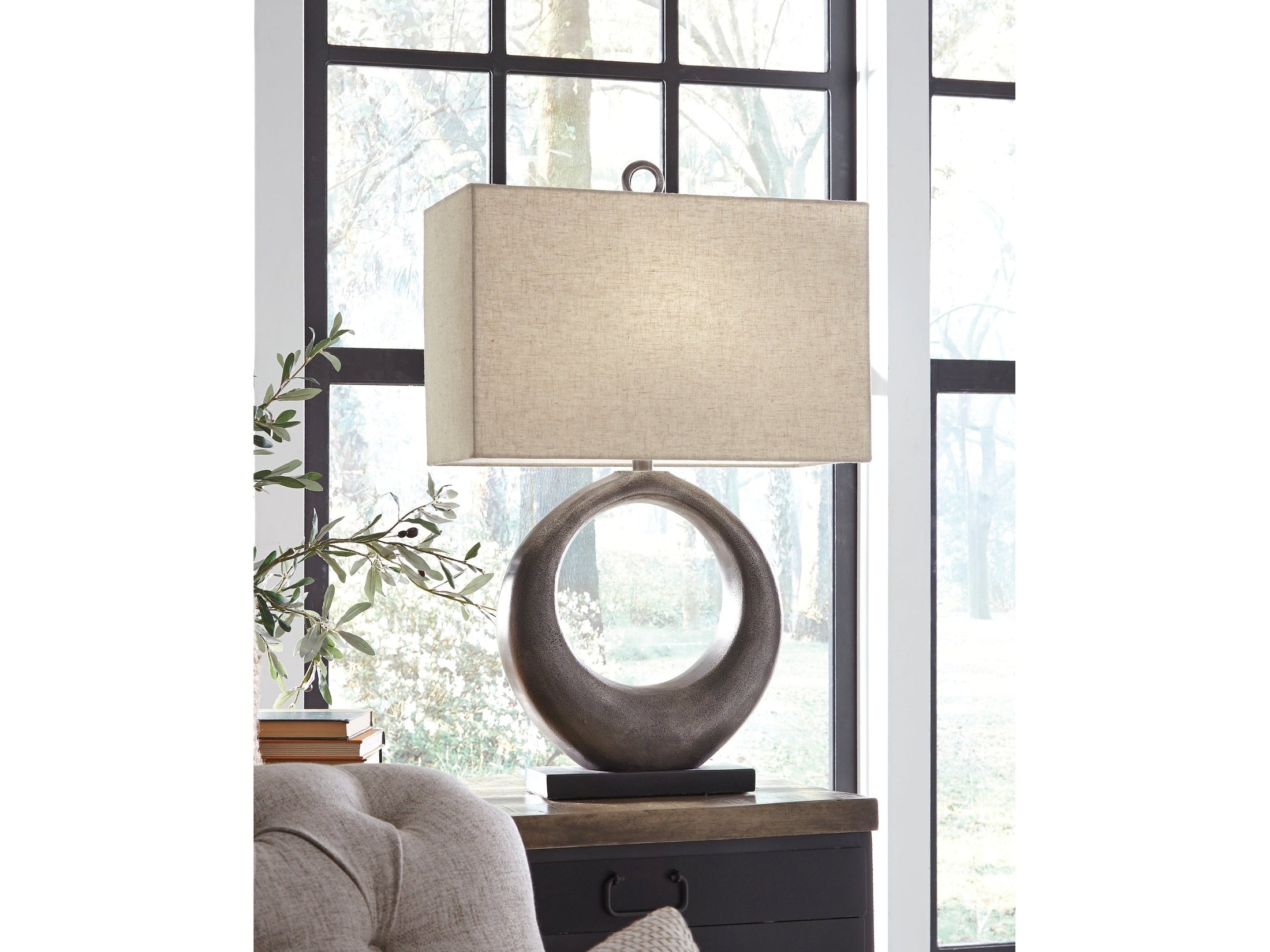 Saria Table Lamp