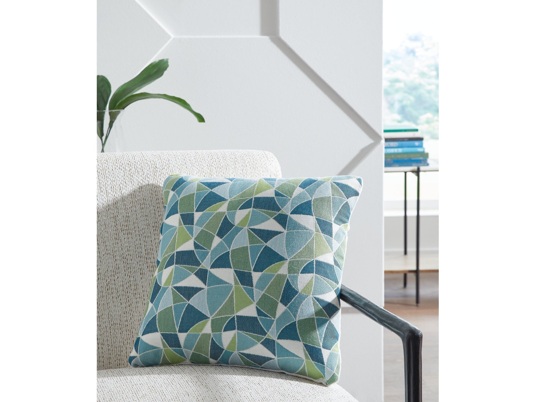 Seanow Next-Gen Nuvella Green/Turquoise/White Pillow (Set of 4)