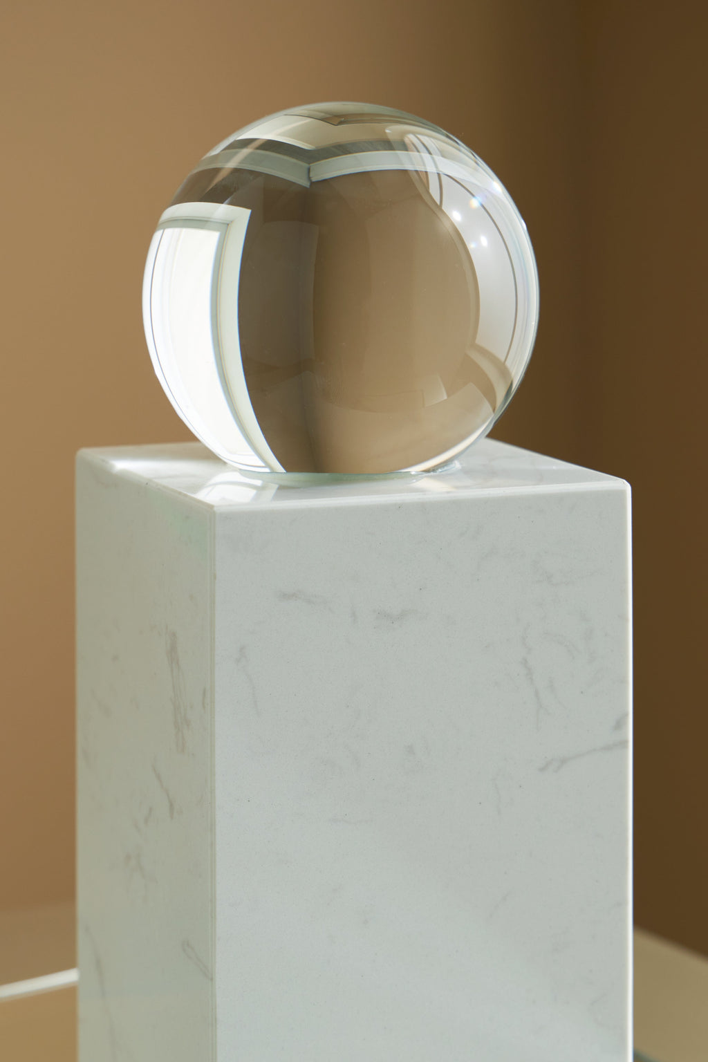 Sellner Clear/White Sculpture