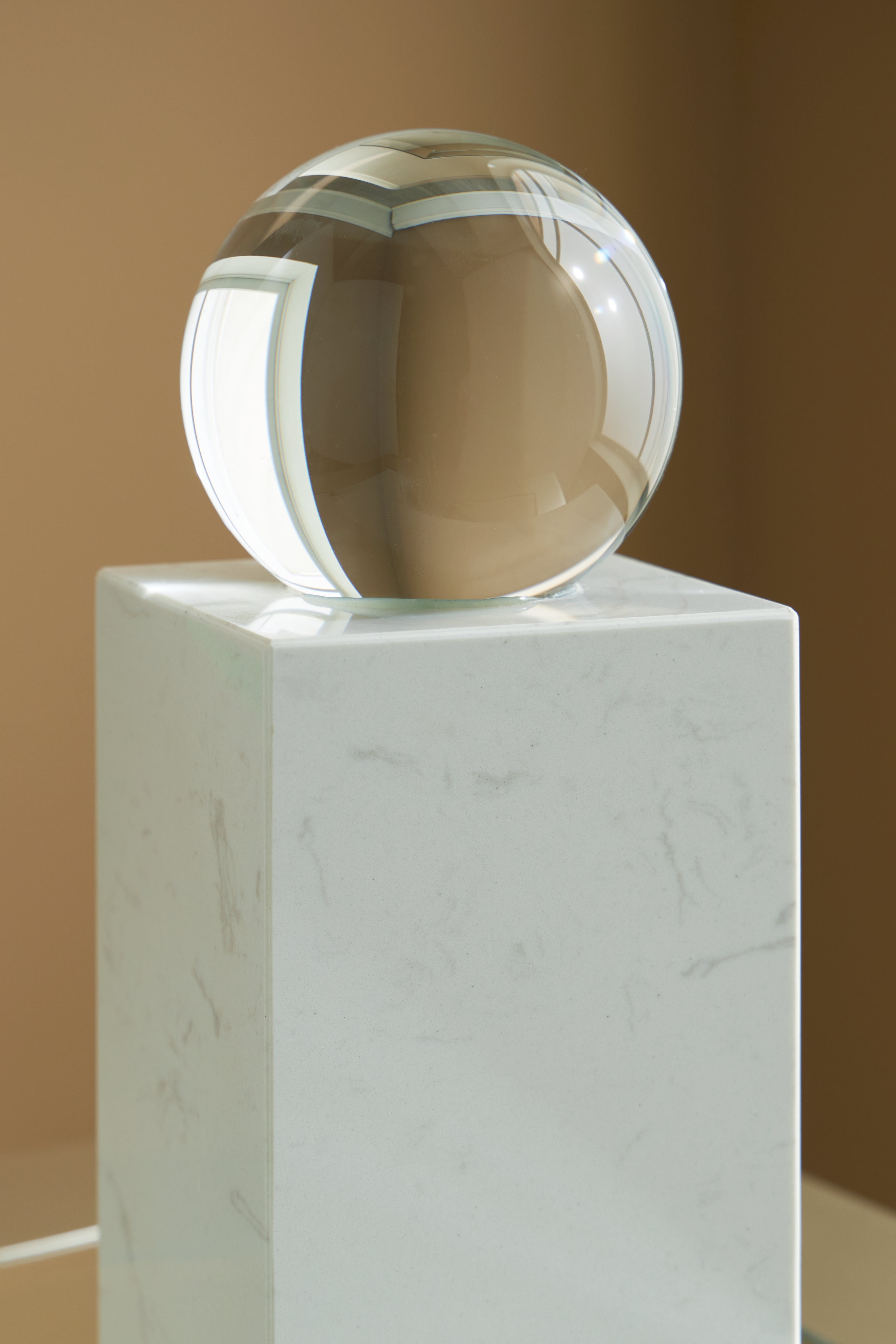 Sellner Clear/White Sculpture
