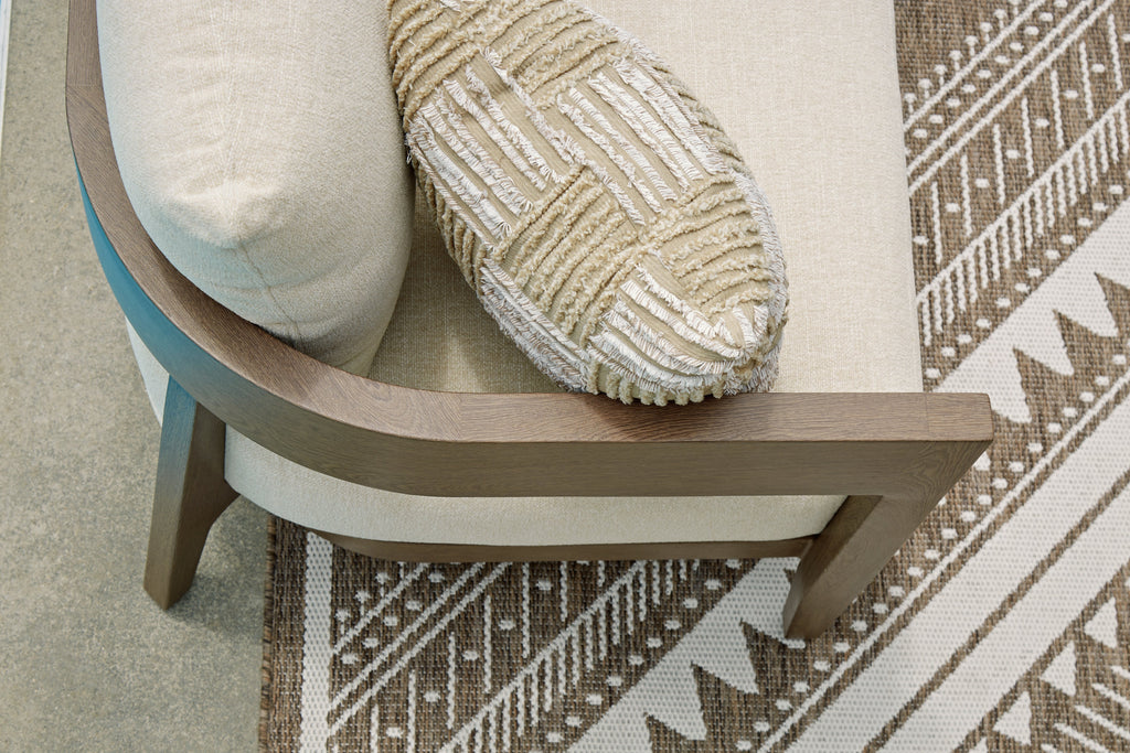 Serene Bay Dark Brown/White Loveseat w/Cushion