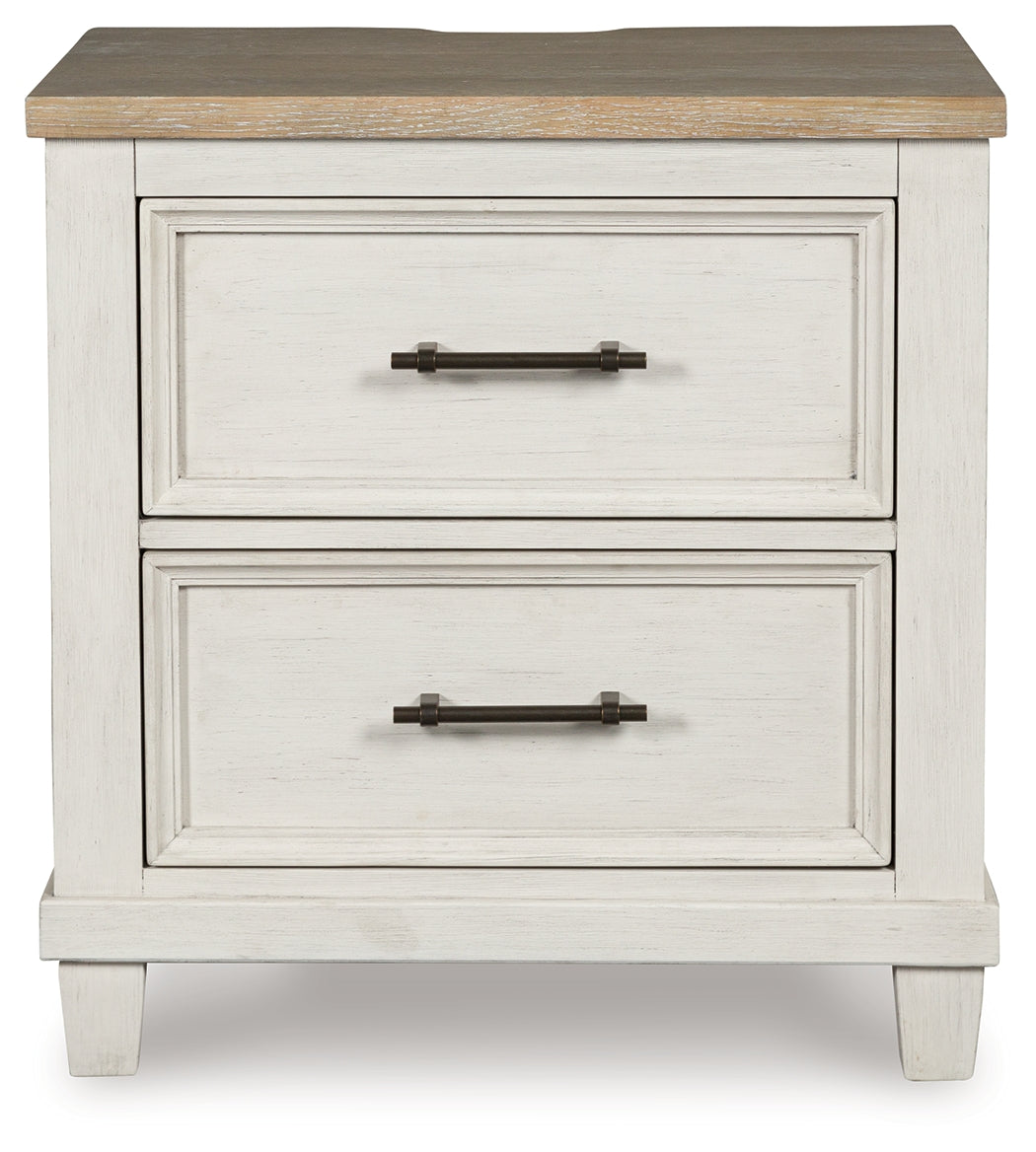 Shaybrock /Brown Queen Panel Bed, Dresser, Mirror and Nightstand, Antique White