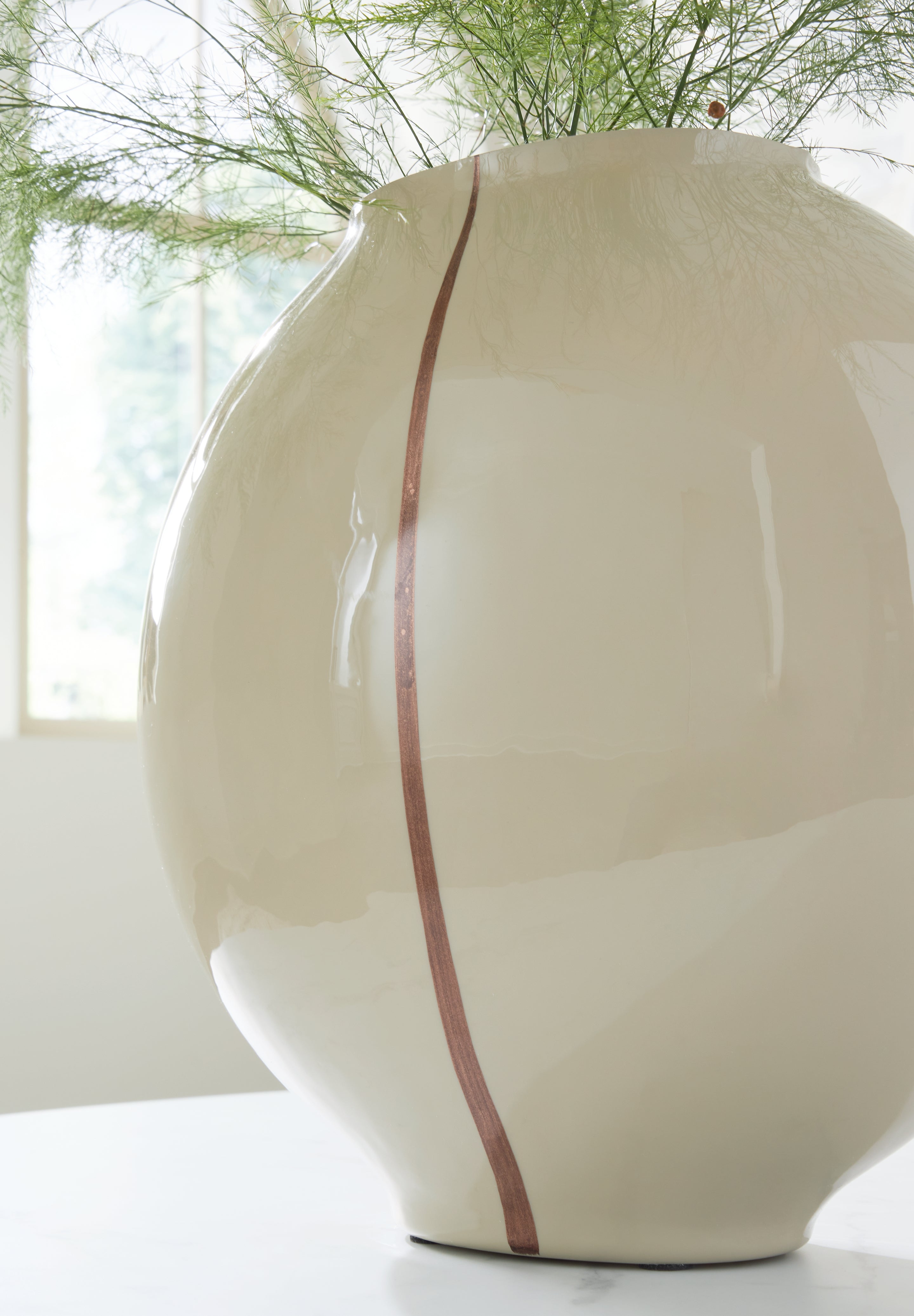 Sheabourne Cream Vase 12"