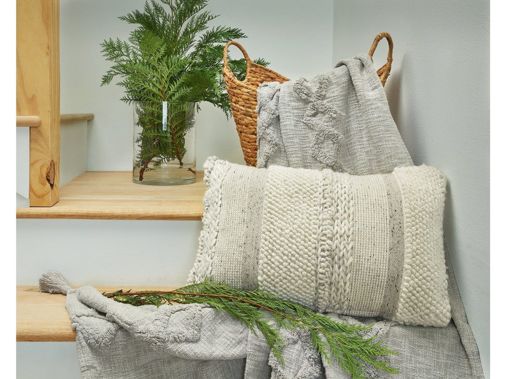 Standon Gray/White Pillow