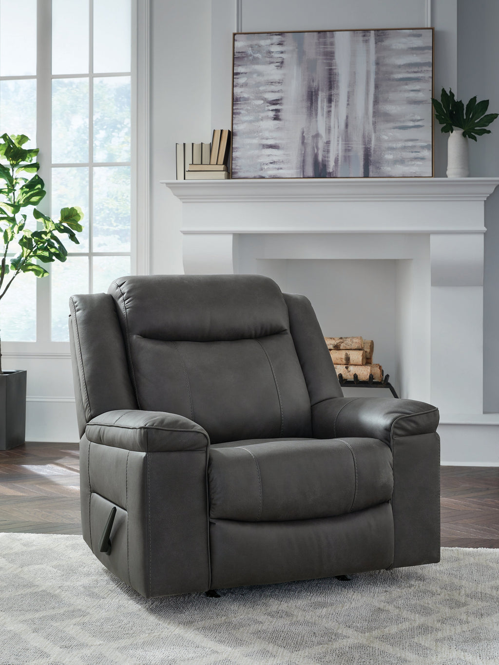 Status Check Shadow Recliner